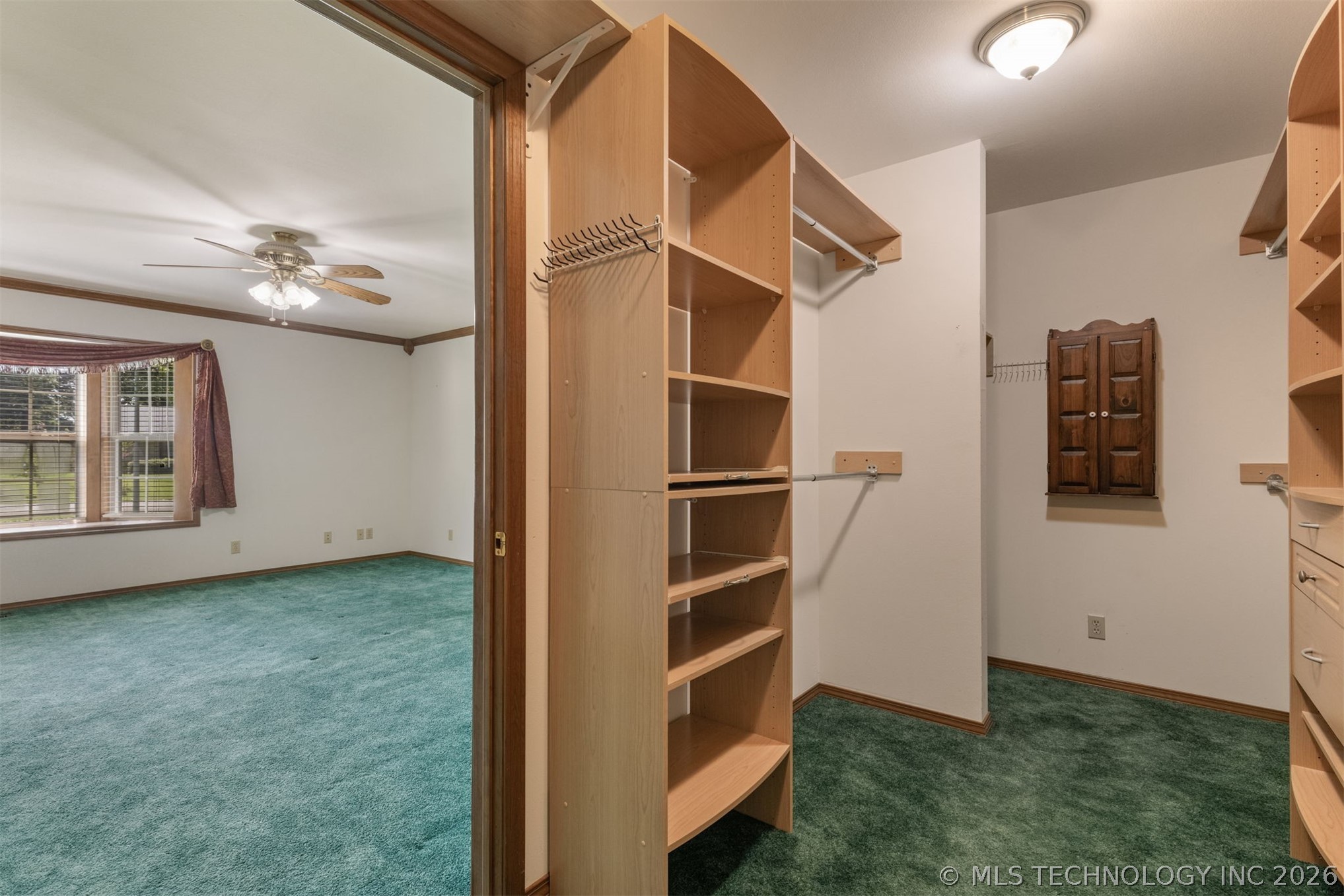 12811 E 133rd Street Property Photo 32