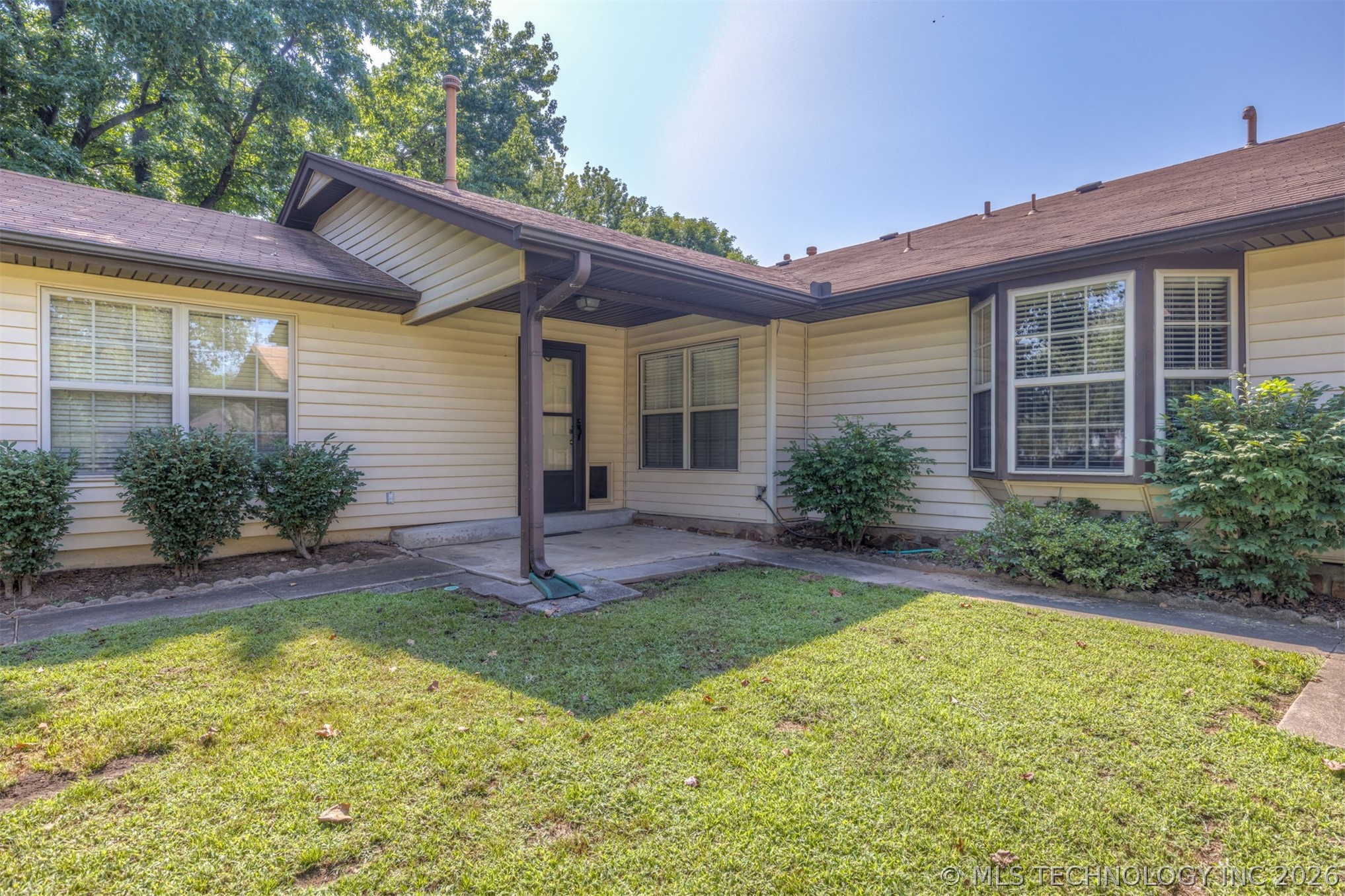 12811 E 133rd Street Property Photo 48