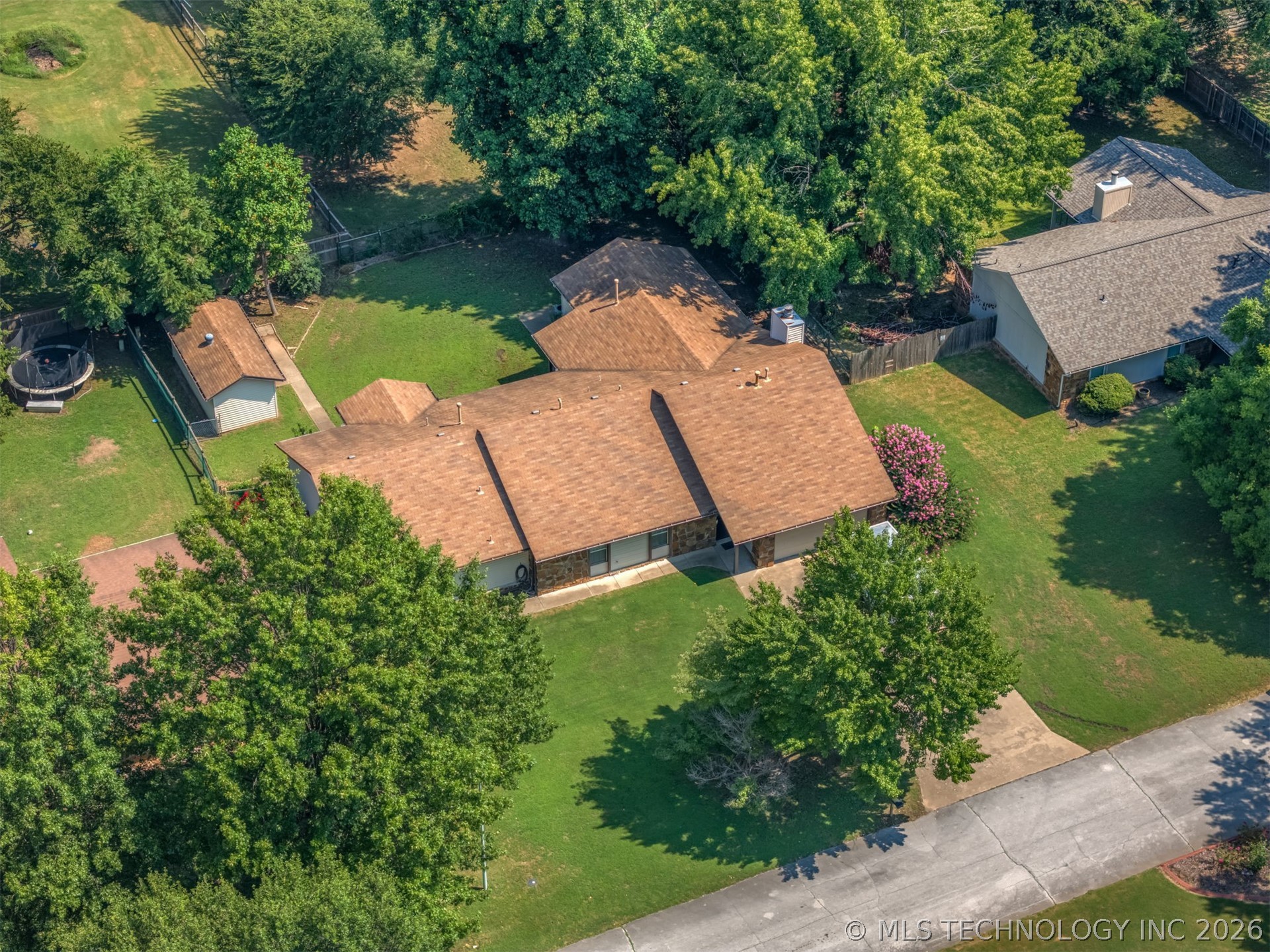 12811 E 133rd Street Property Photo 60