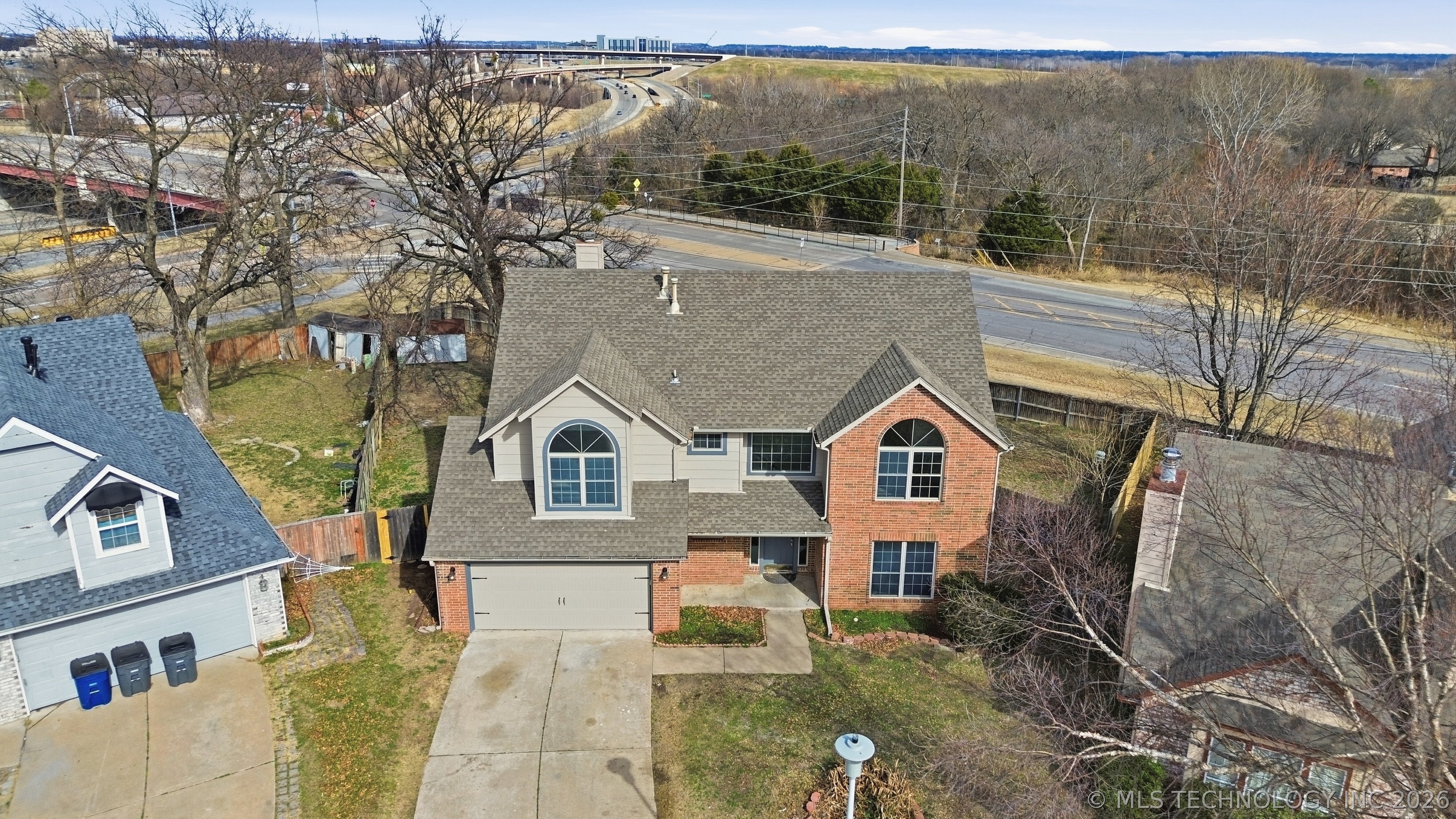 9519 S 96th East Avenue Property Photo 4