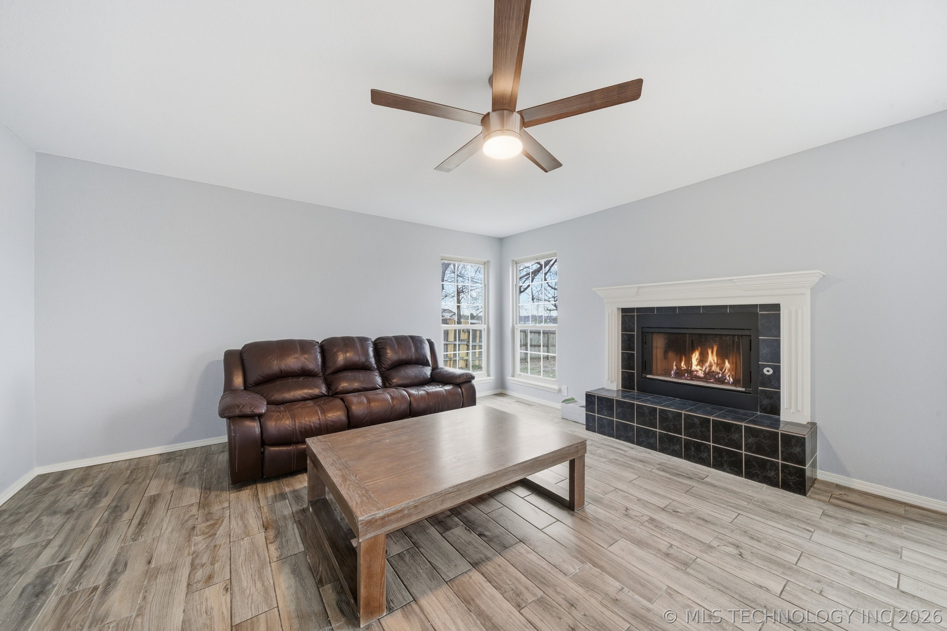 9519 S 96th East Avenue Property Photo 9