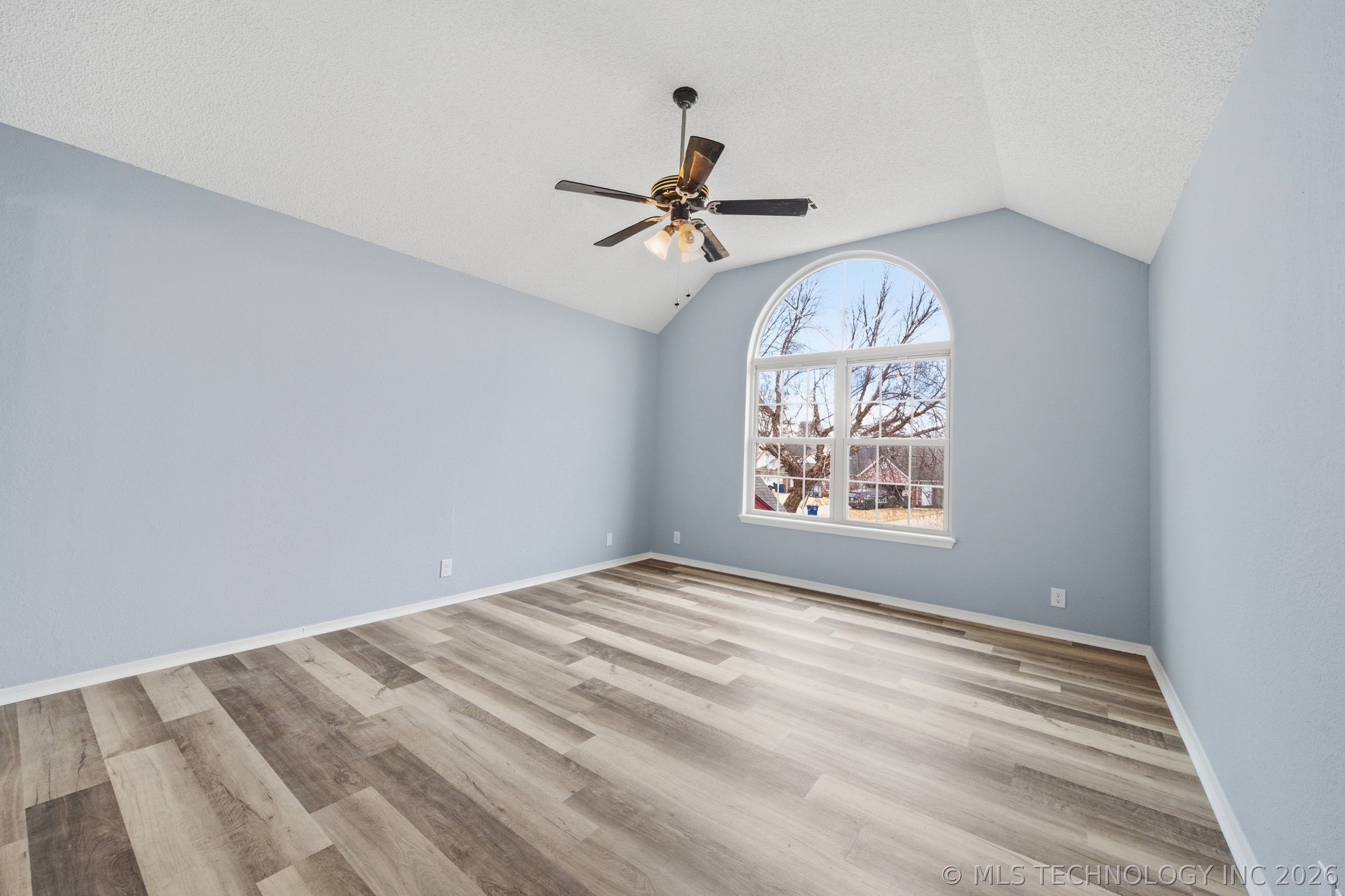 9519 S 96th East Avenue Property Photo 20