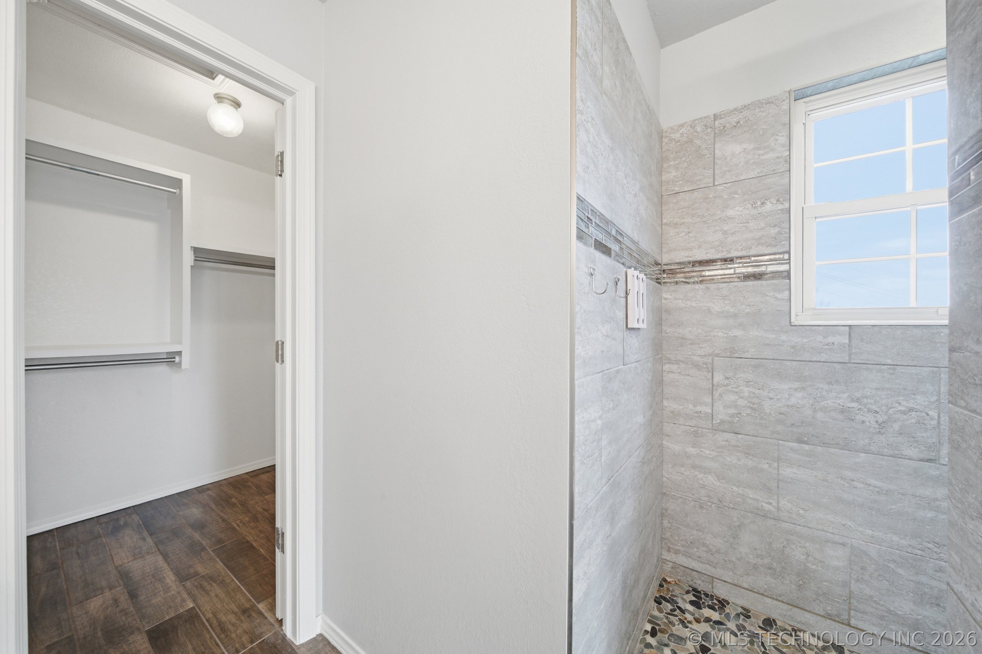 9519 S 96th East Avenue Property Photo 24