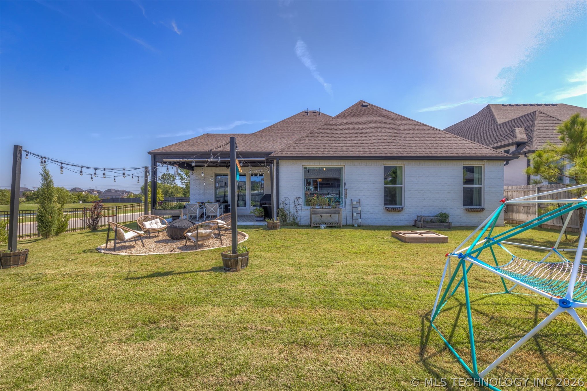 13606 S 21st Place E Property Photo 52