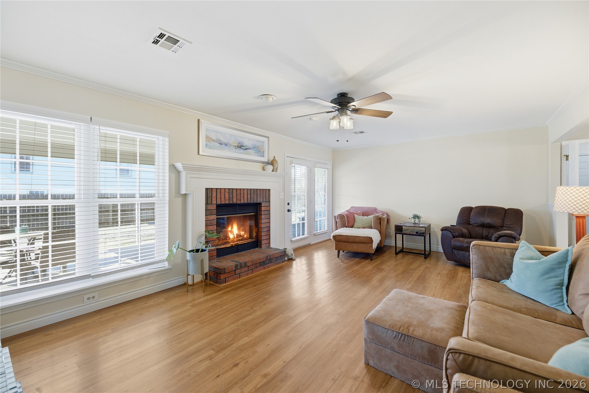 2601 Westwood Drive Property Photo 2