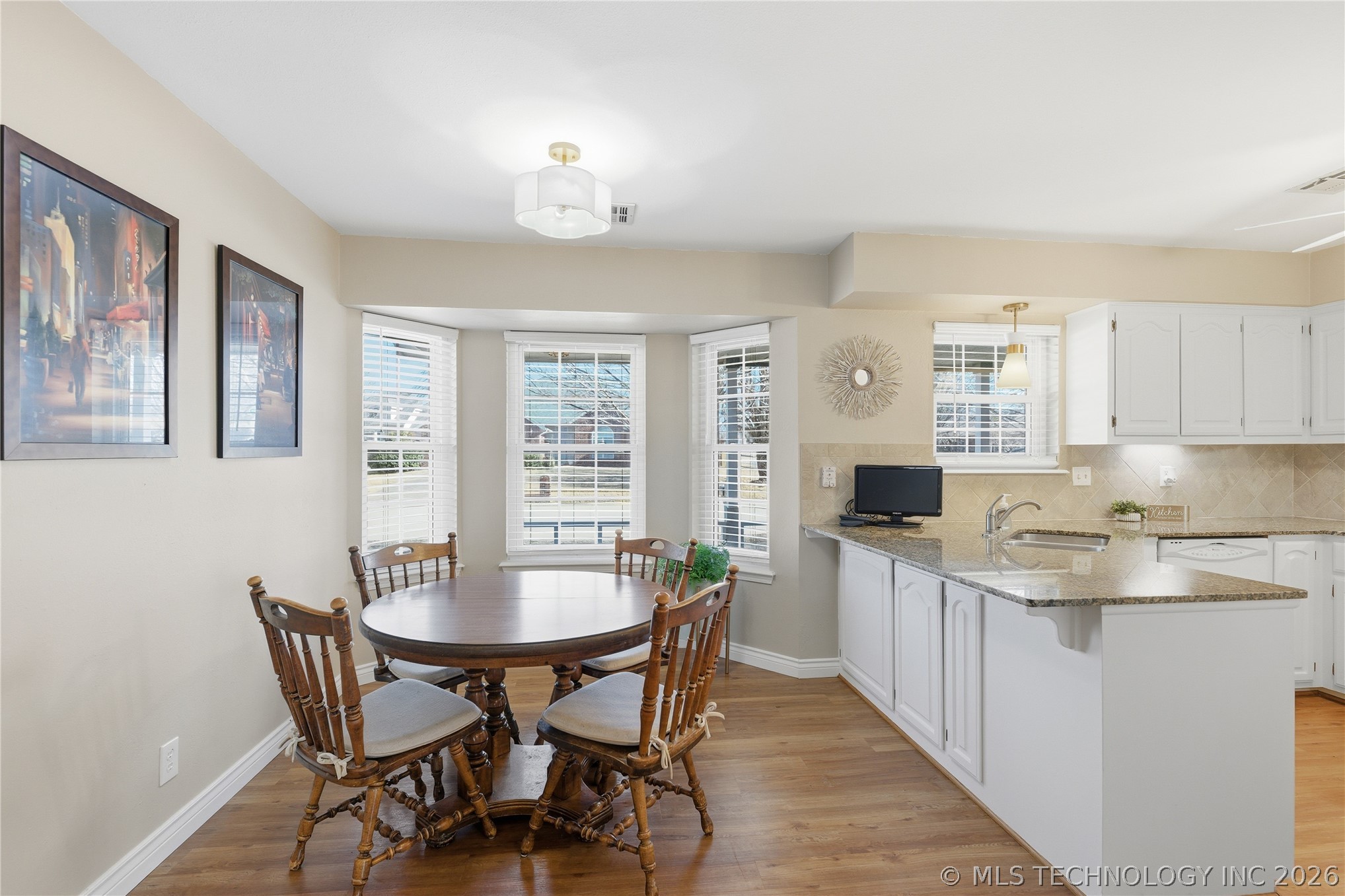 2601 Westwood Drive Property Photo 13