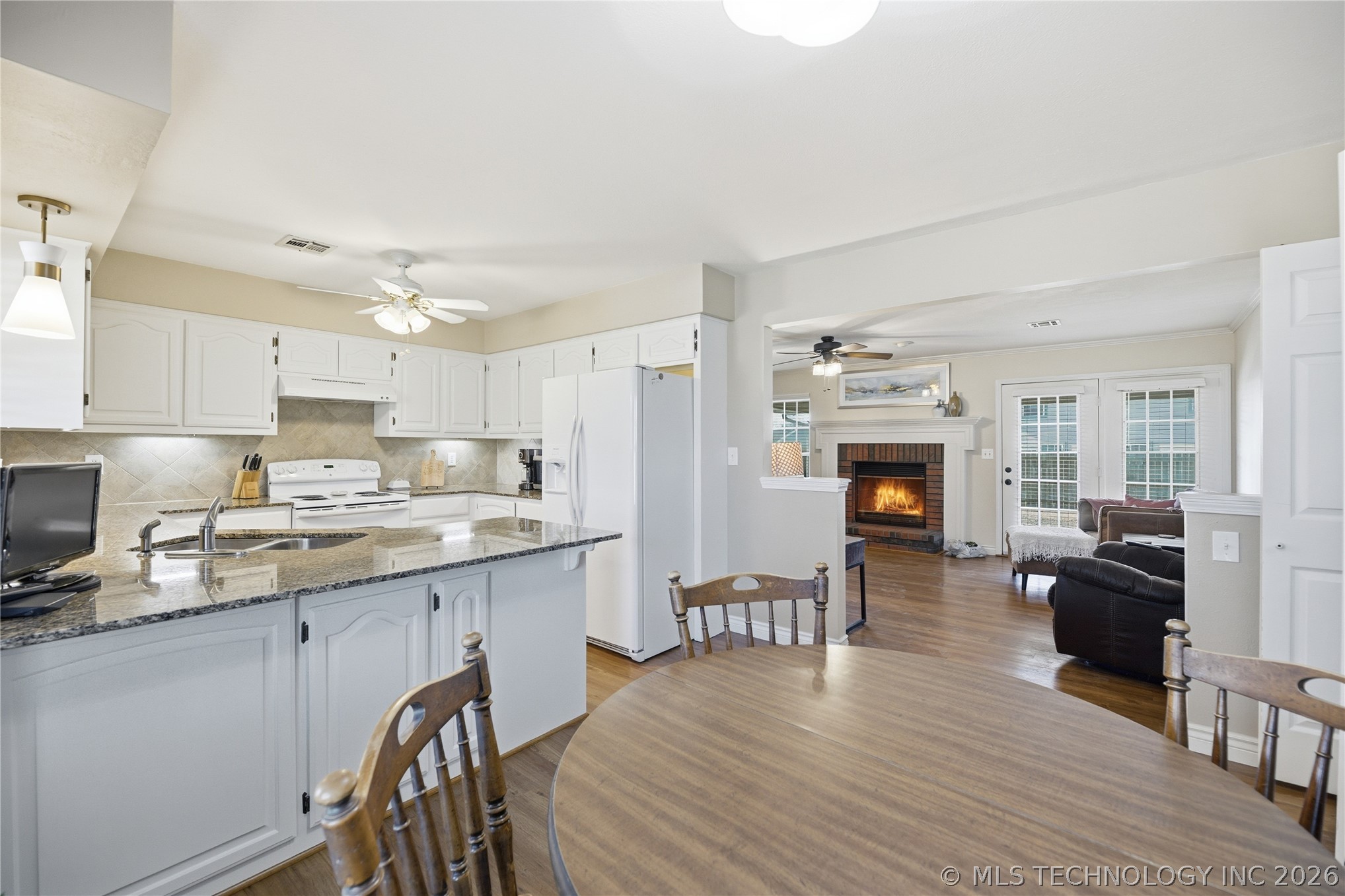 2601 Westwood Drive Property Photo 16