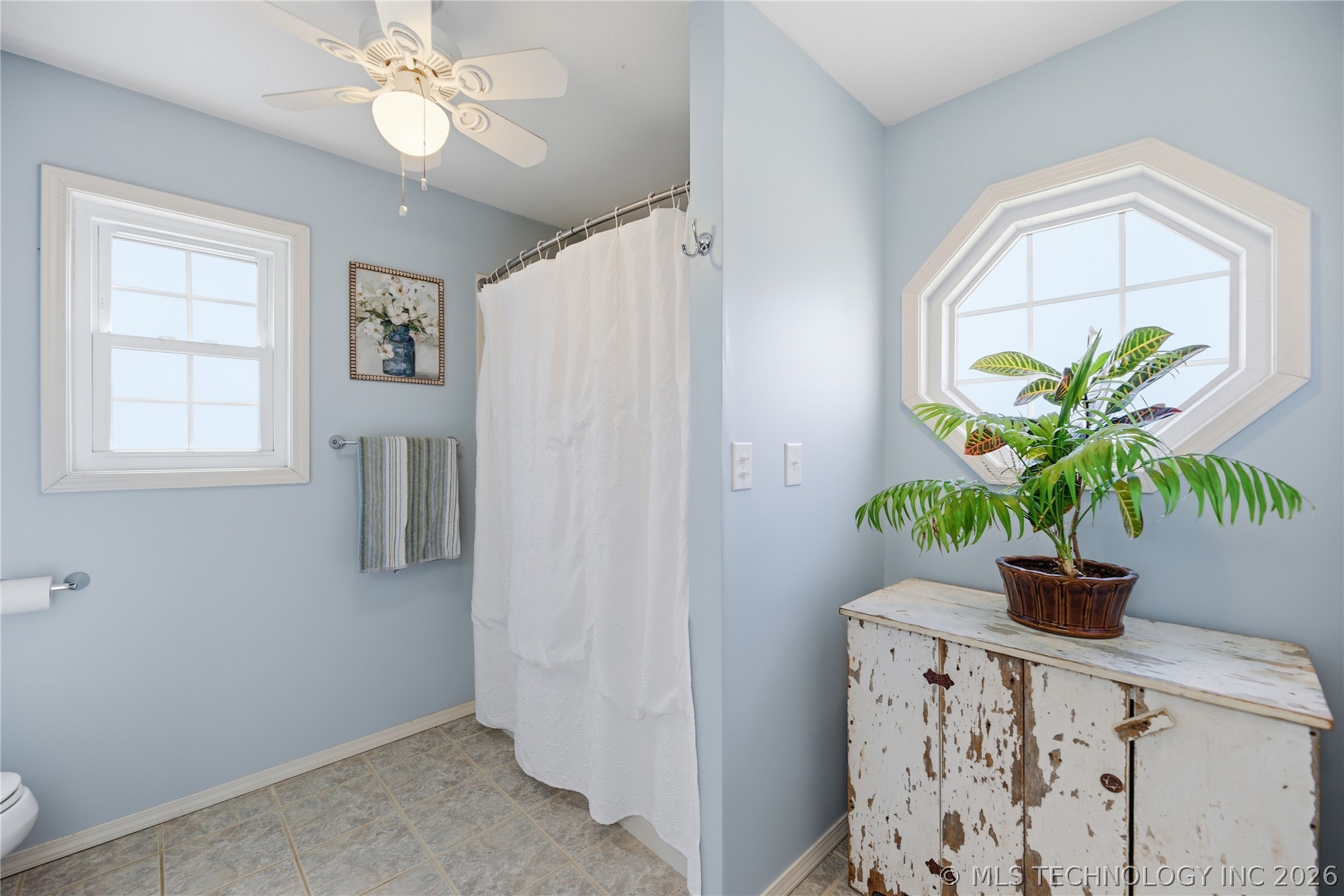 2601 Westwood Drive Property Photo 22