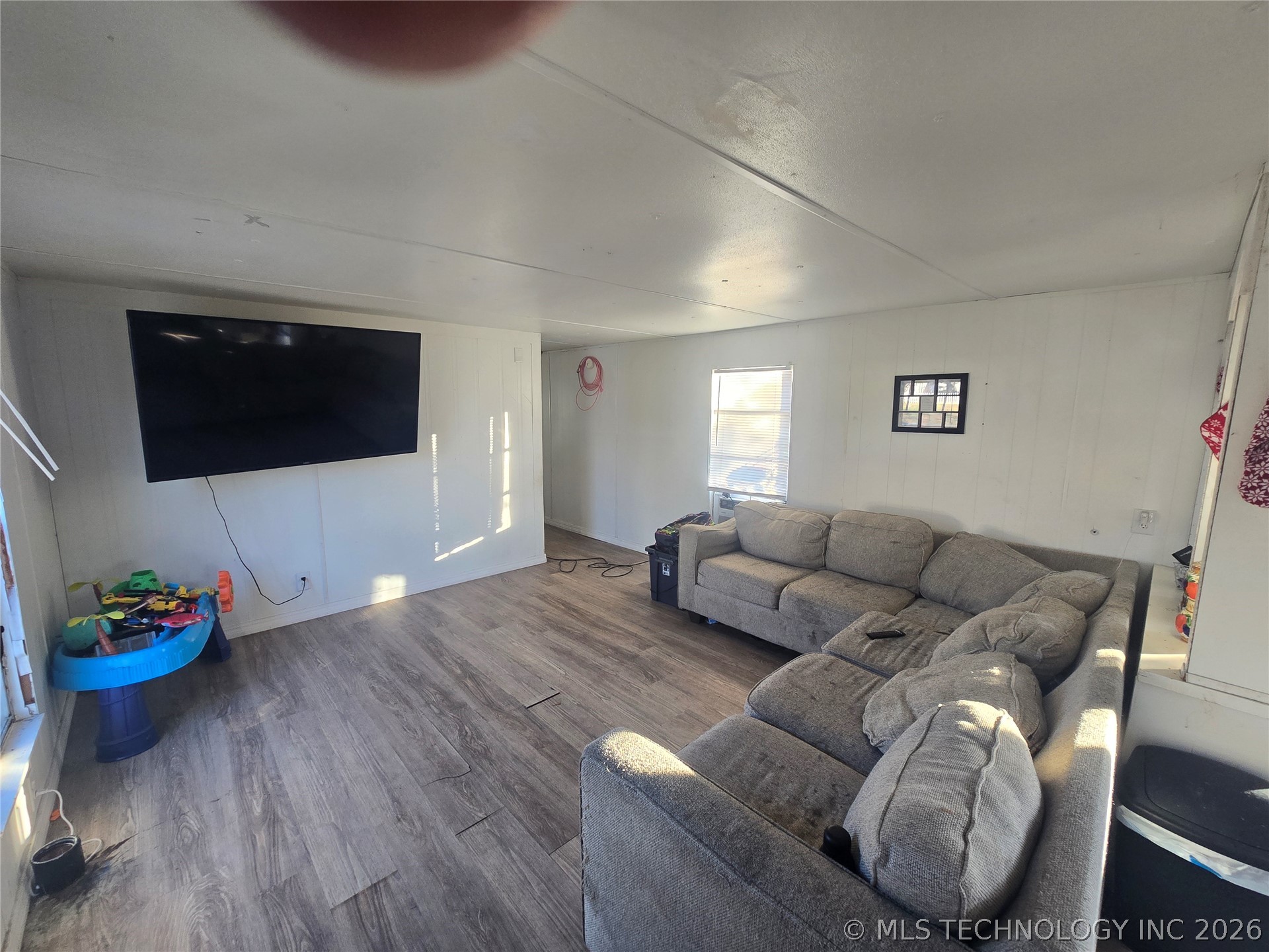 415 Russell Street Property Photo 4