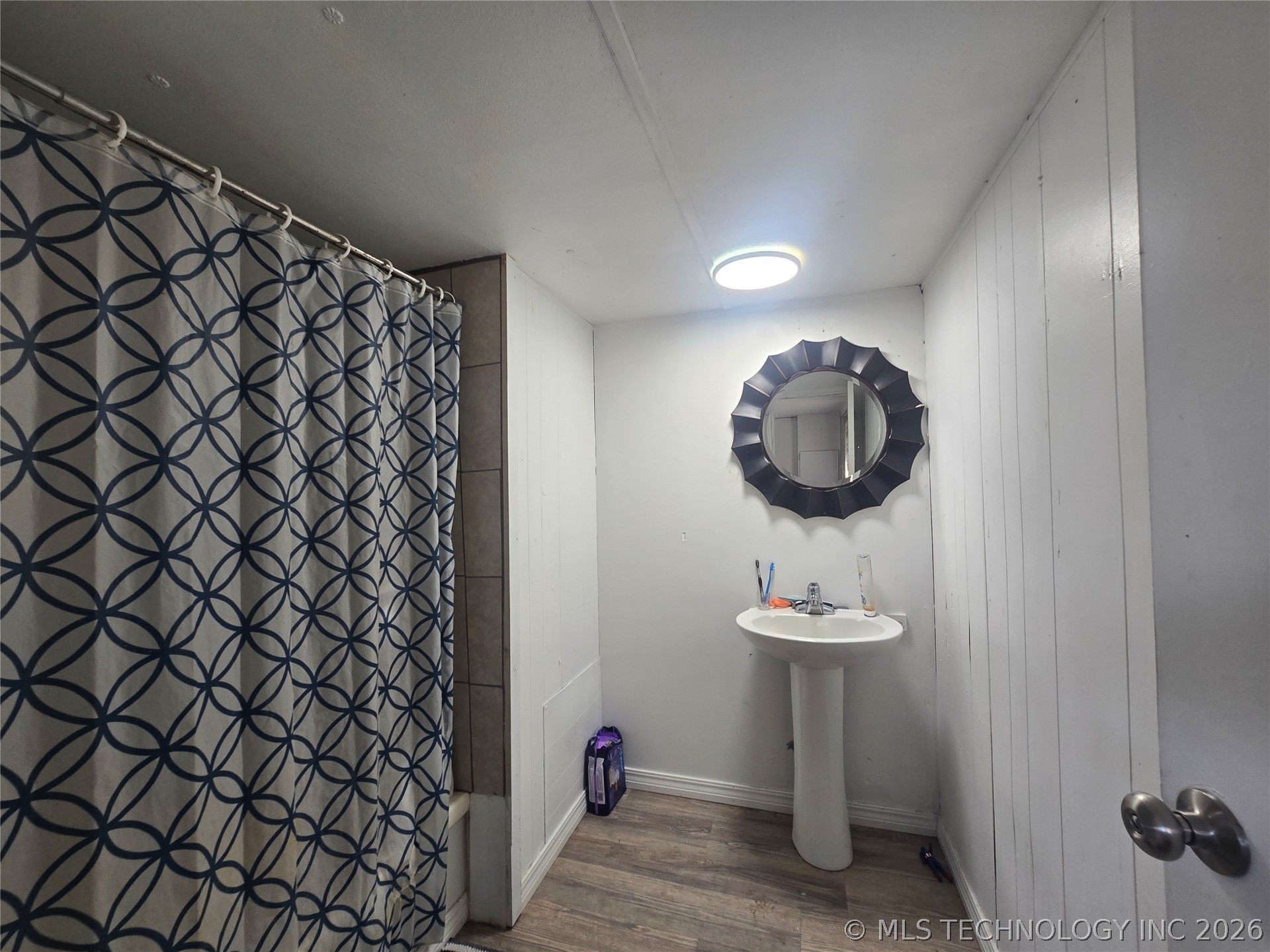 415 Russell Street Property Photo 10
