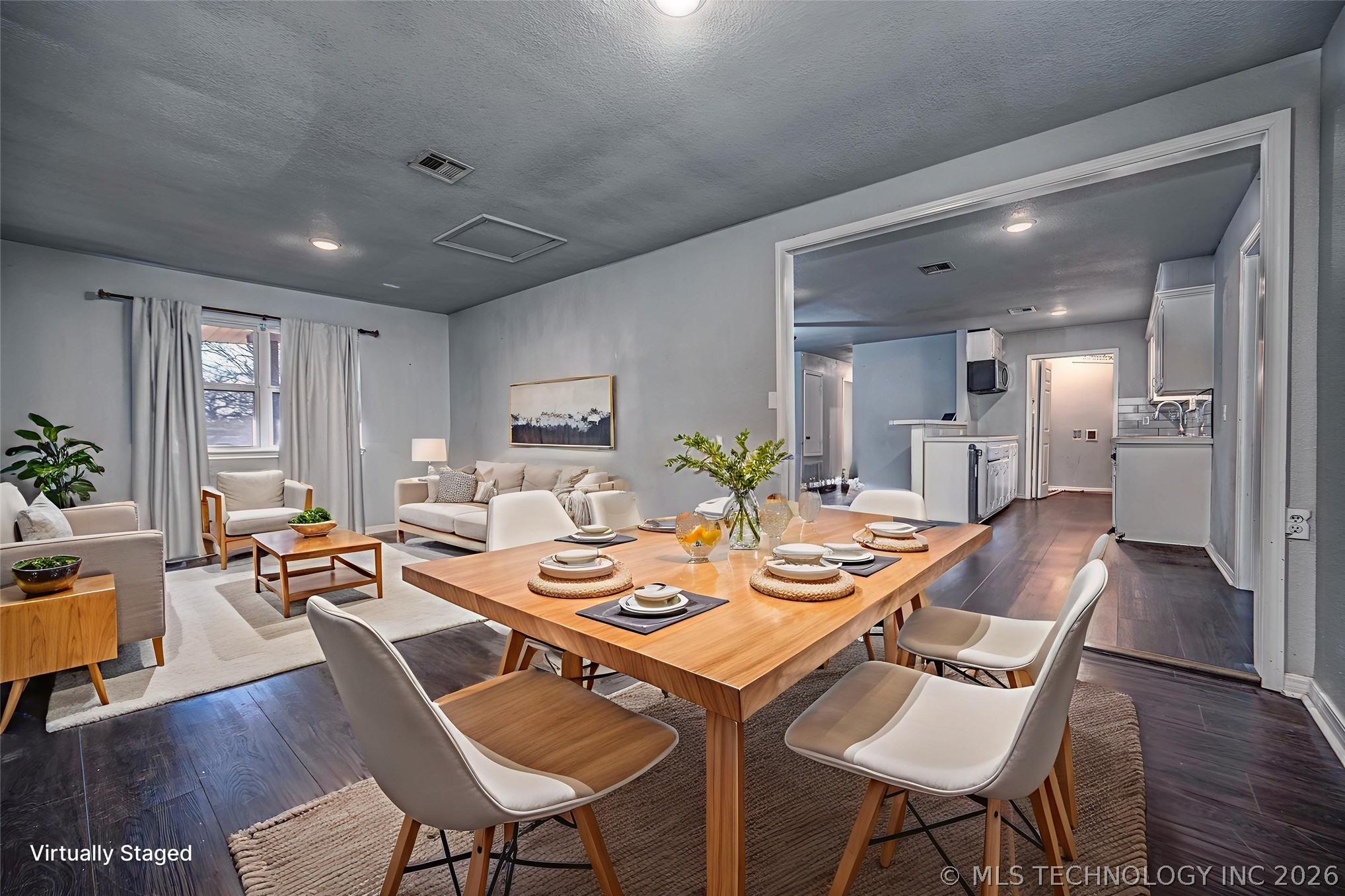 1366 Case Property Photo 13