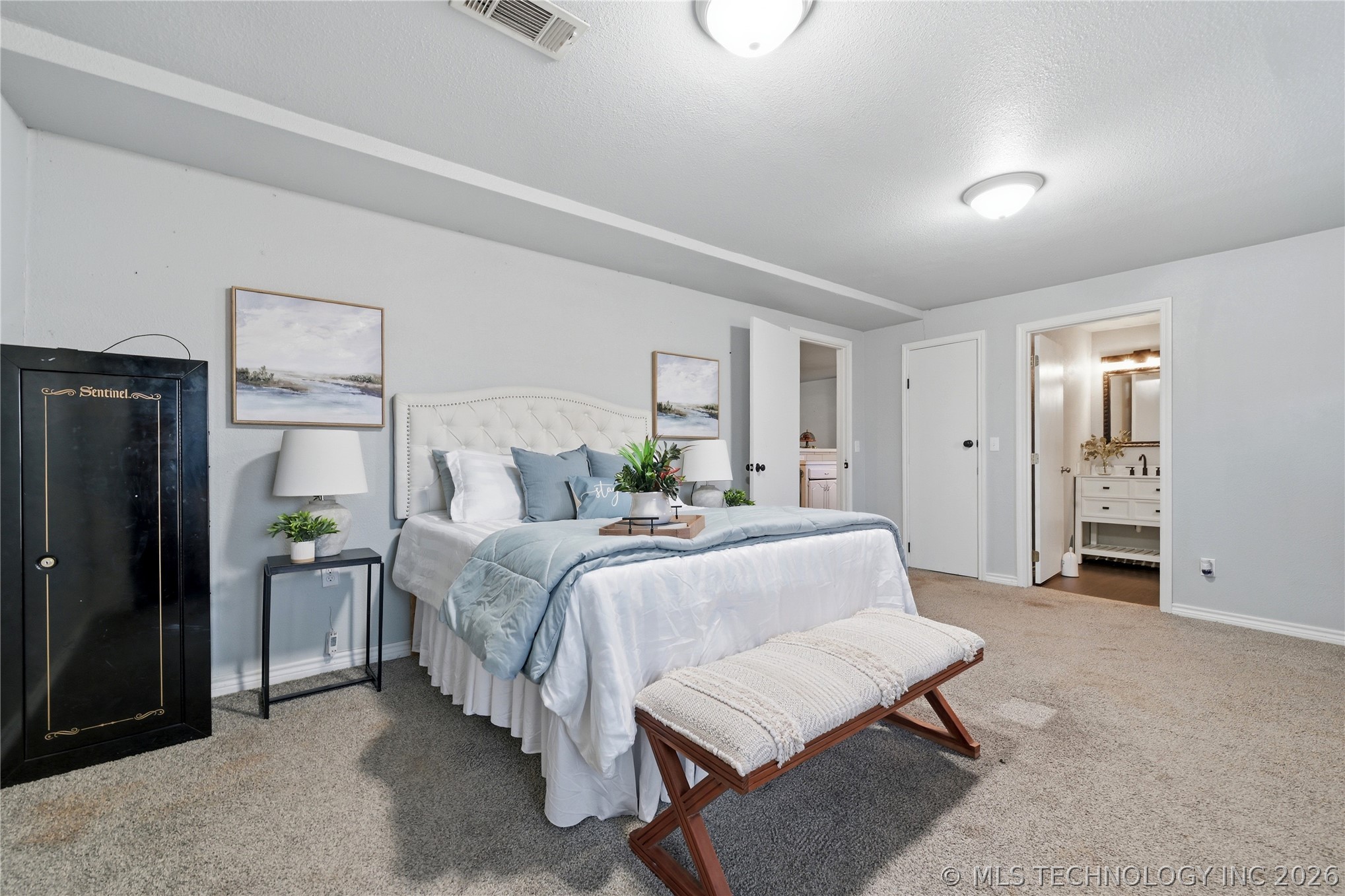 1366 Case Property Photo 15