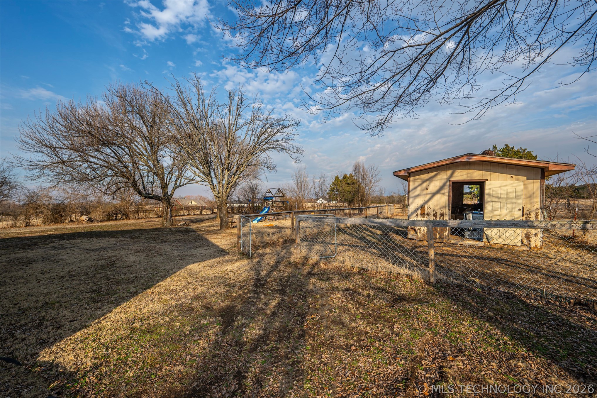 1366 Case Property Photo 24