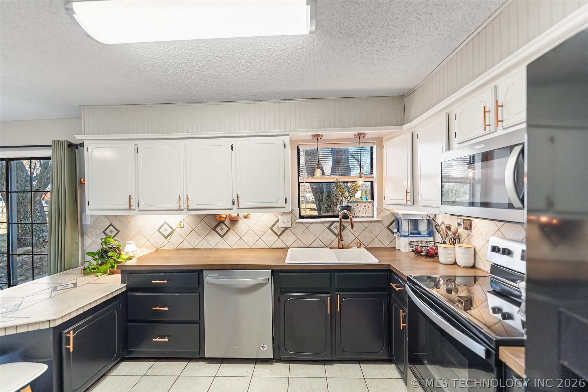 18047 S Quail Meadow Drive Property Photo 7