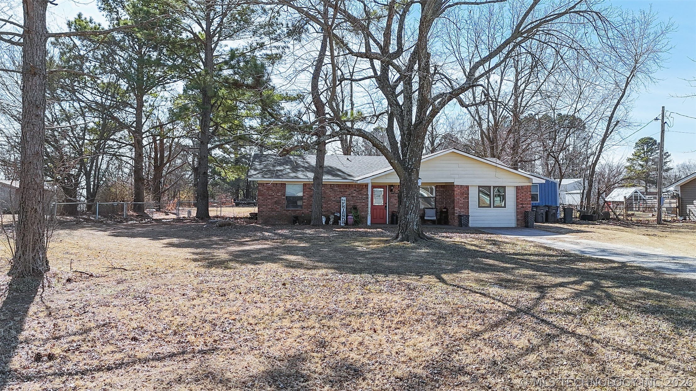 19587 County Road 1555 Property Photo 6