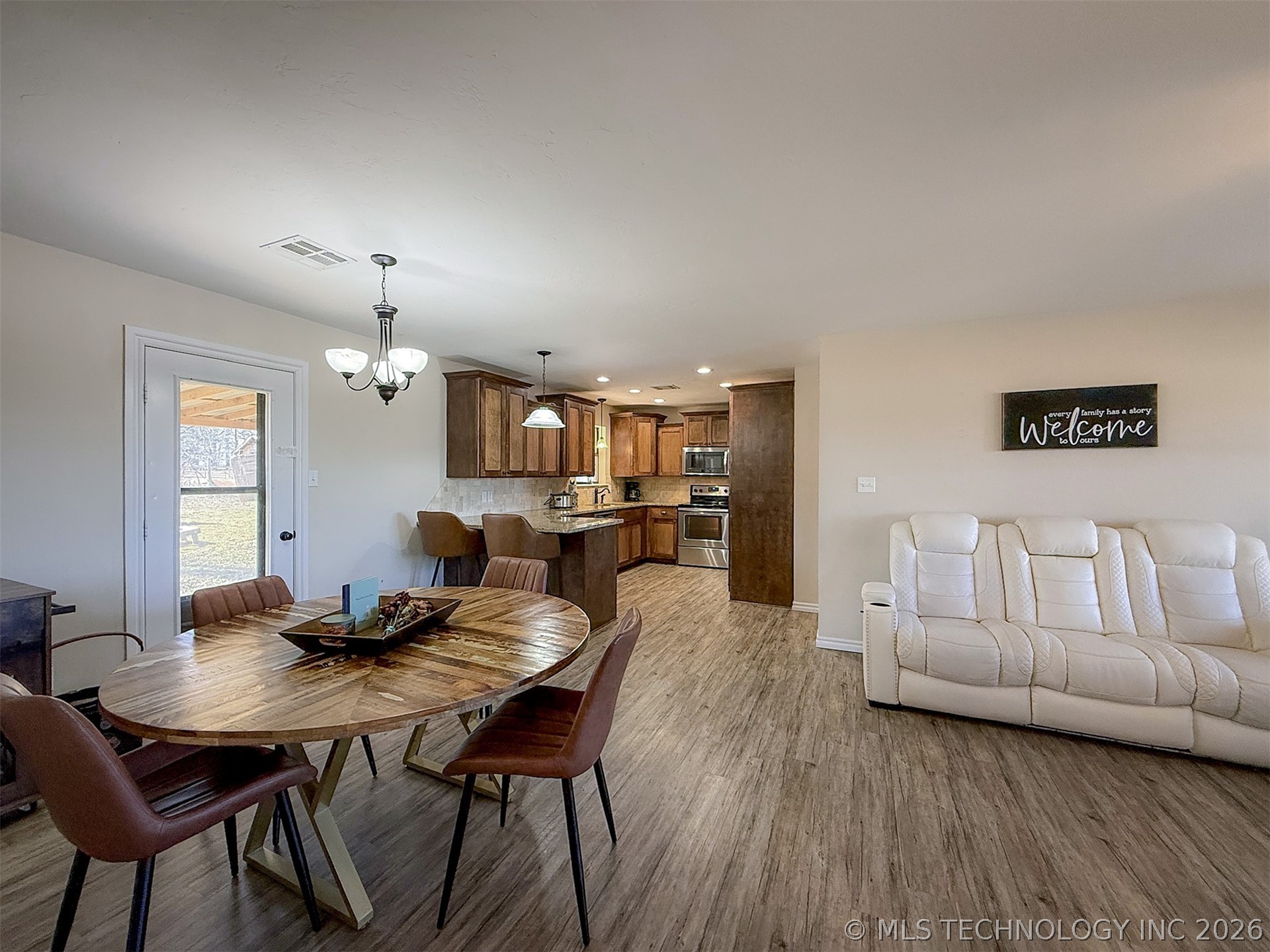 19587 County Road 1555 Property Photo 12