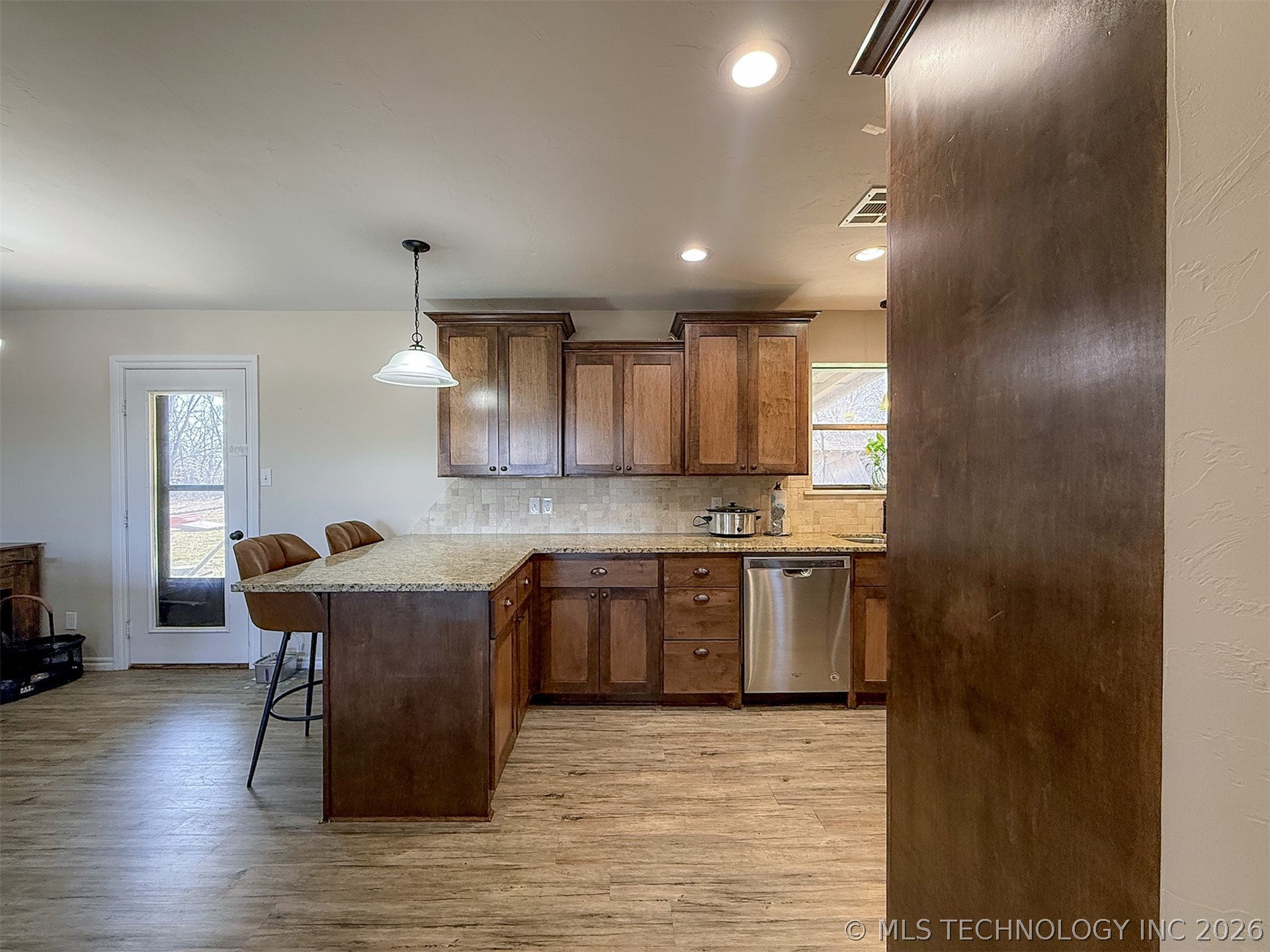 19587 County Road 1555 Property Photo 19