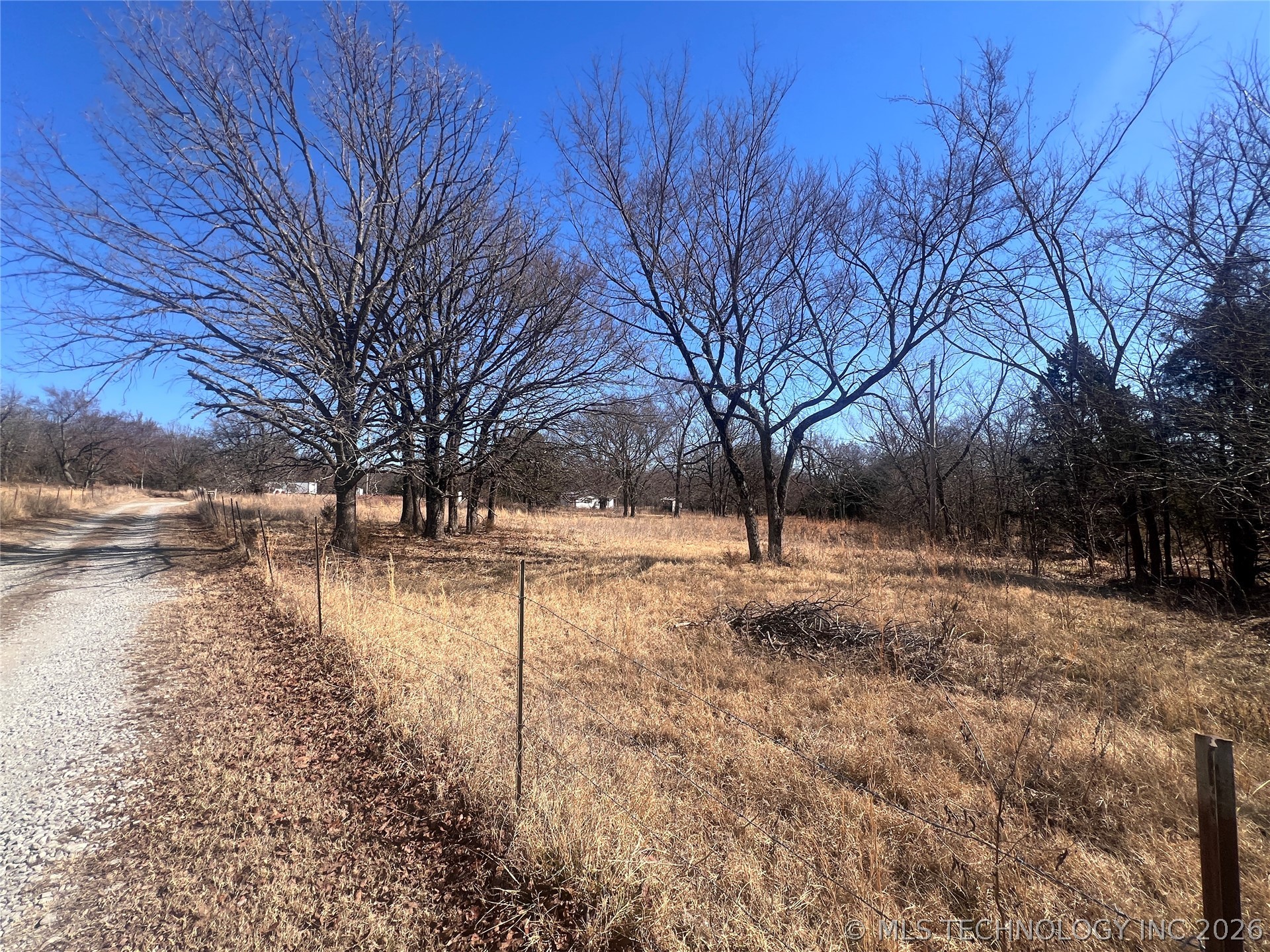 420 Meadowlark Lane Property Photo 15