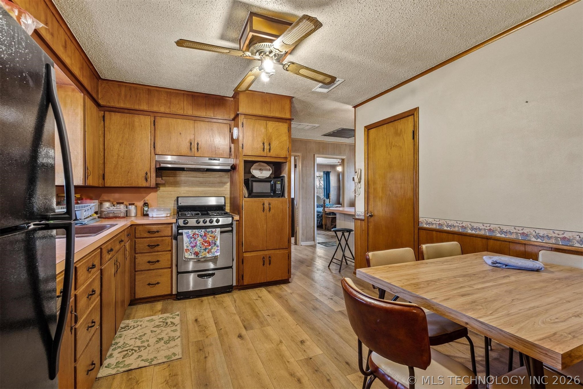 1296 Church Road Property Photo 10