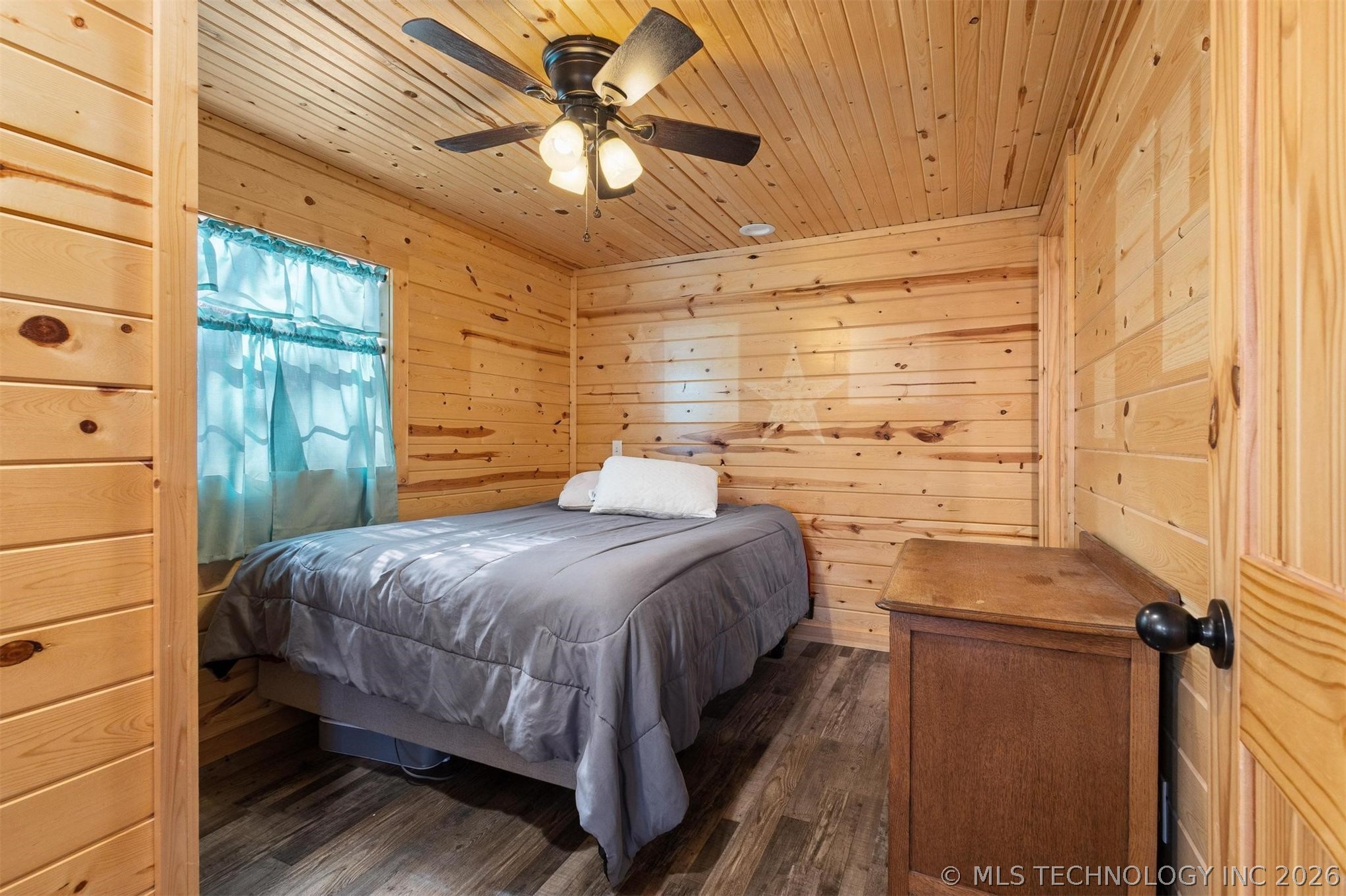 1296 Church Road Property Photo 30