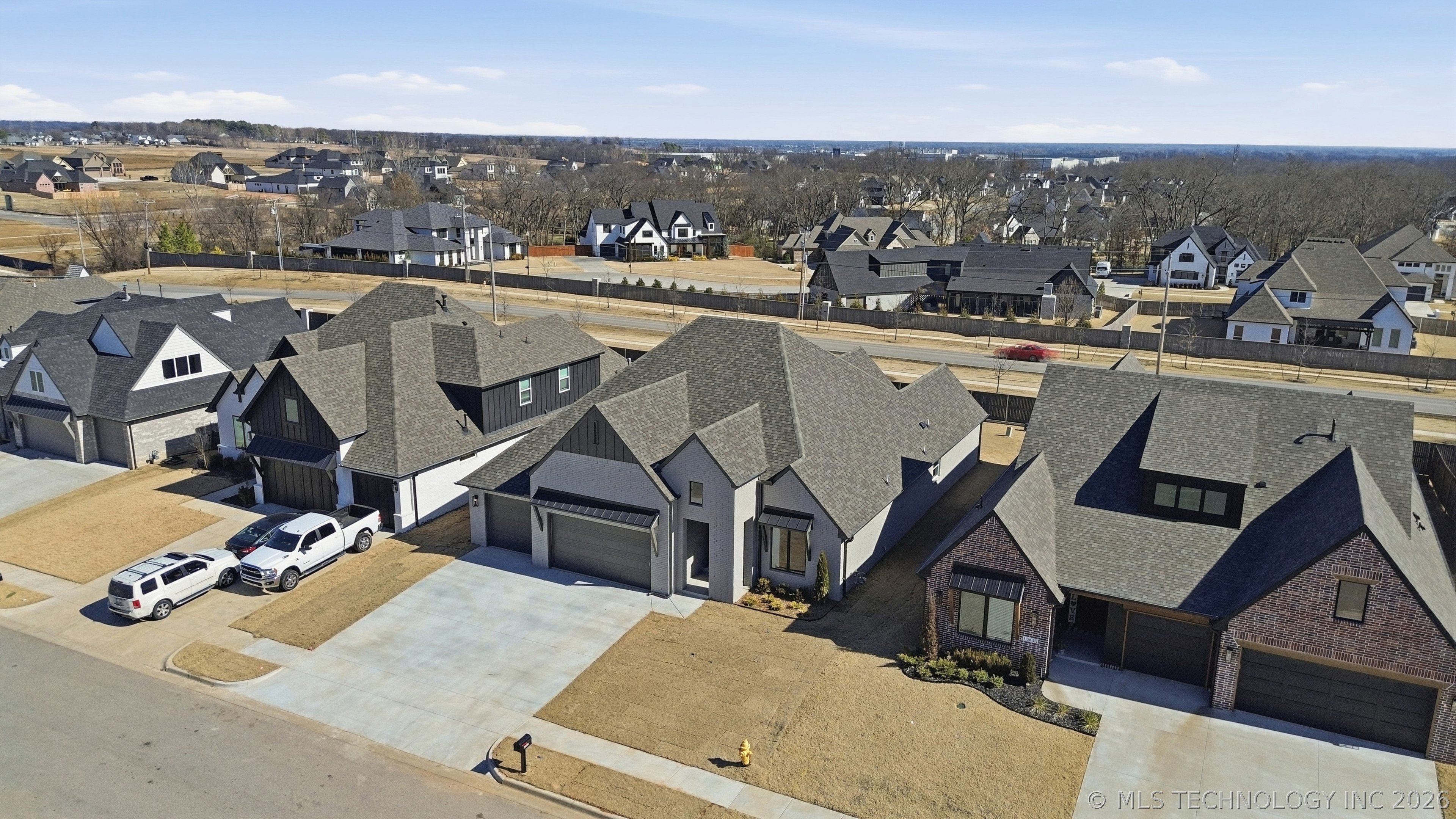 13629 S 21st East Place Property Photo 5