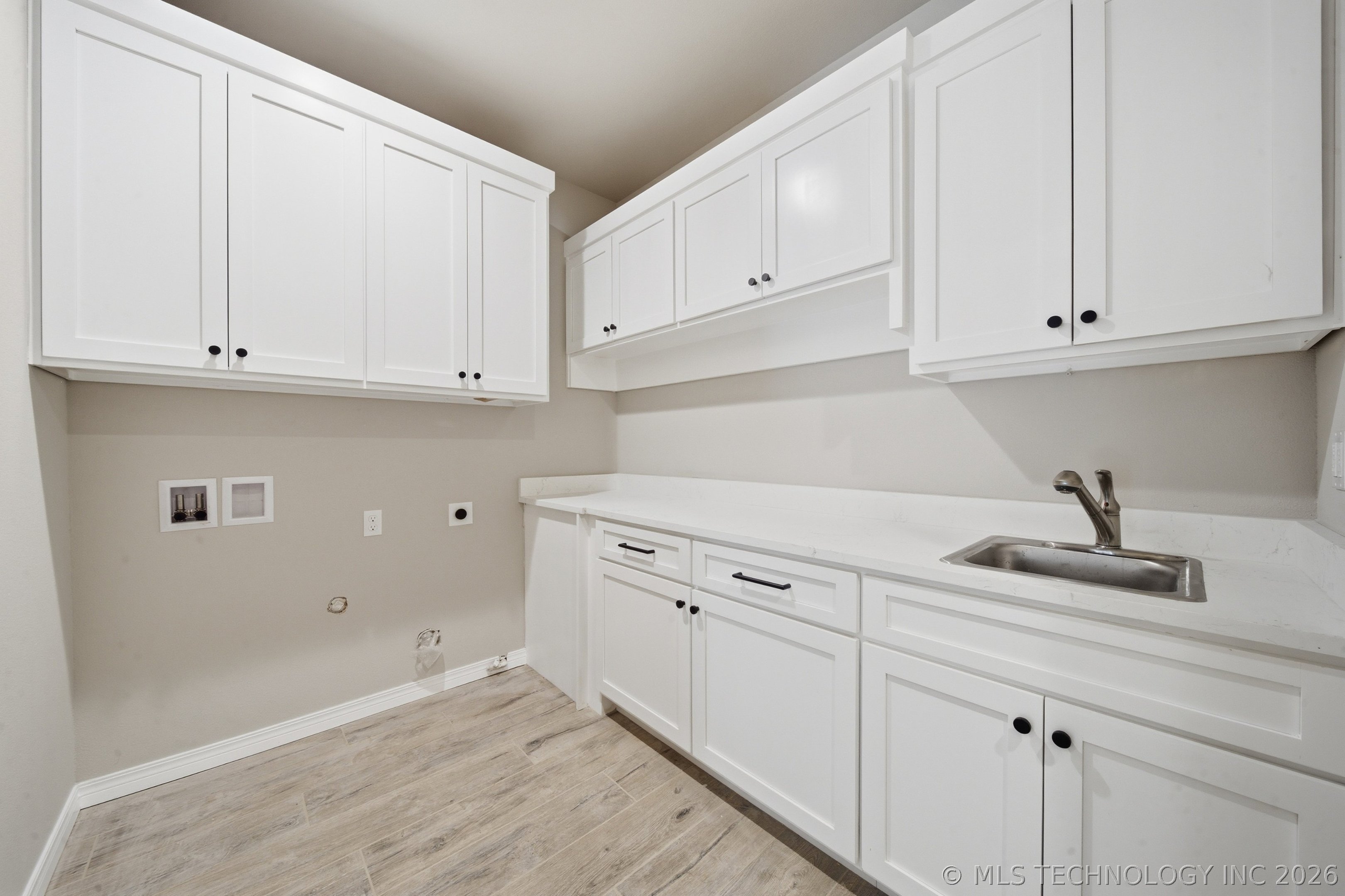 13629 S 21st East Place Property Photo 39