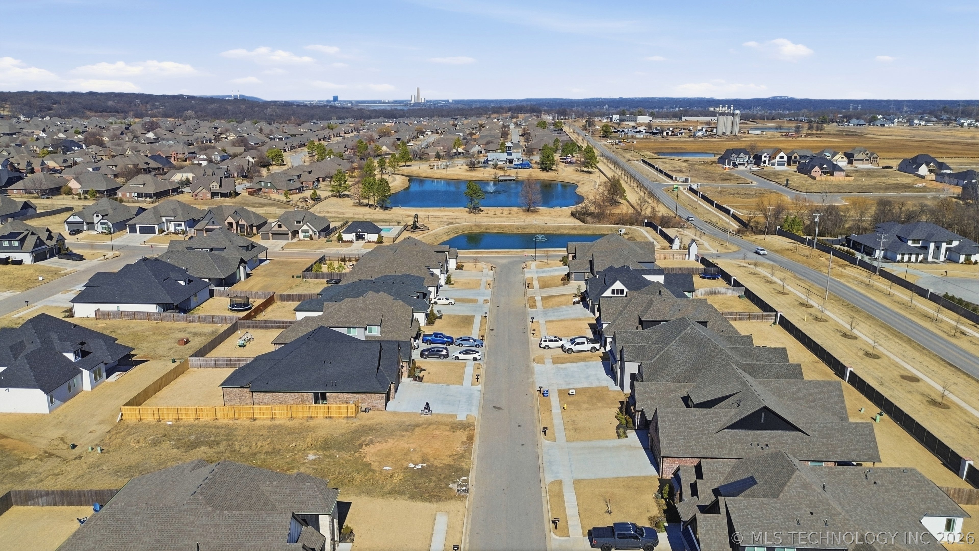 13629 S 21st East Place Property Photo 44