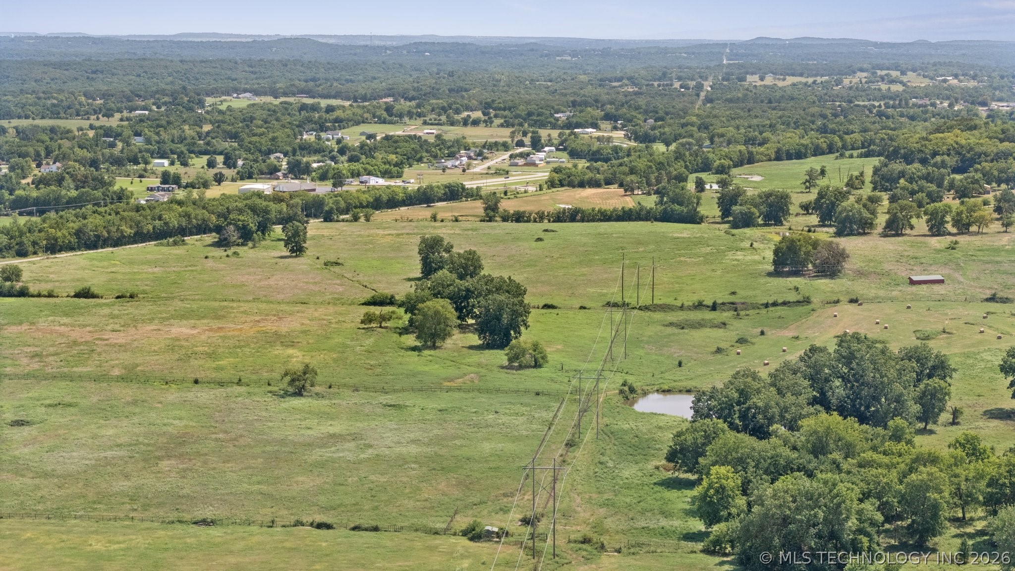 E 420 Road Property Photo 5