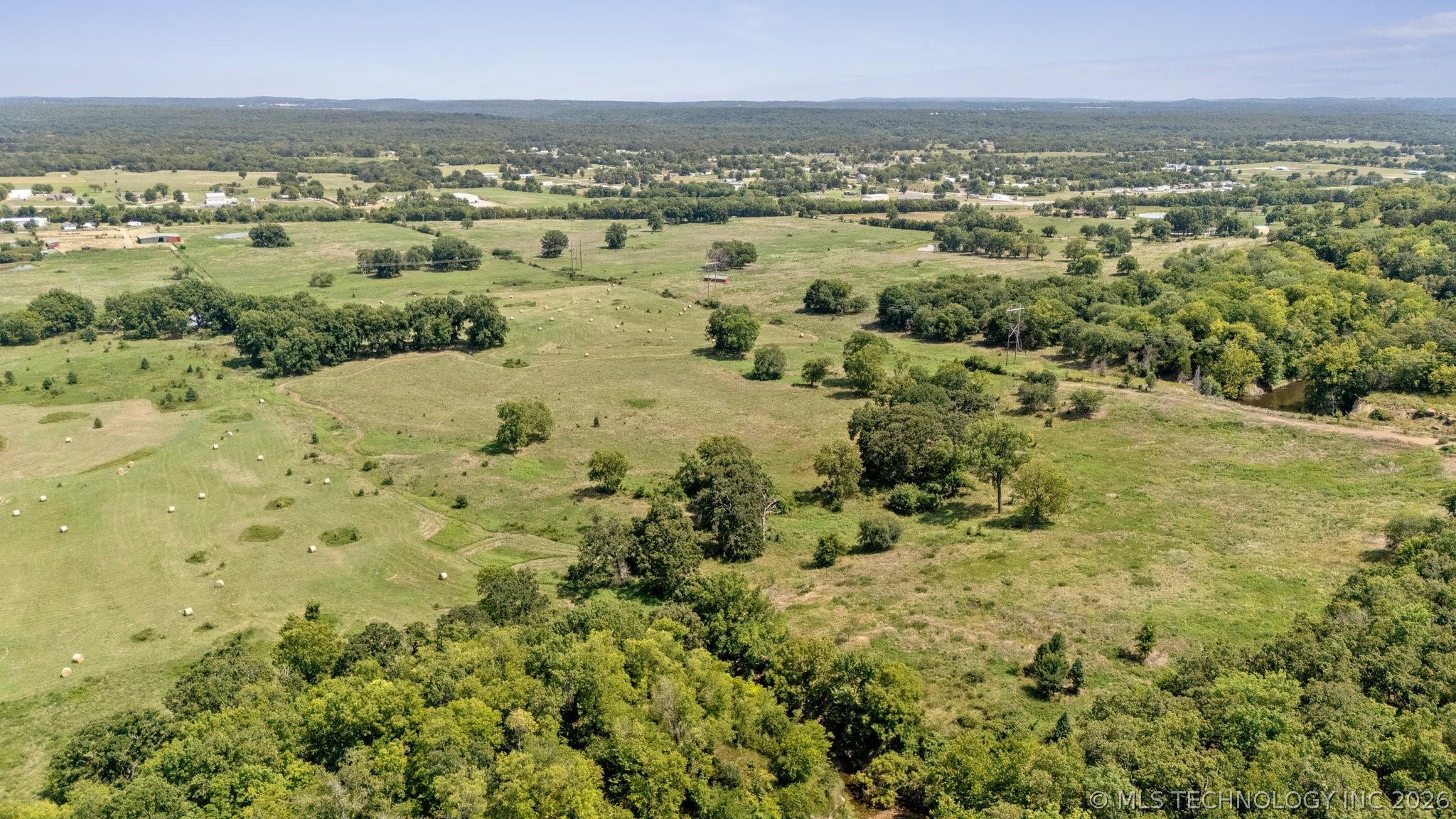 E 420 Road Property Photo 6