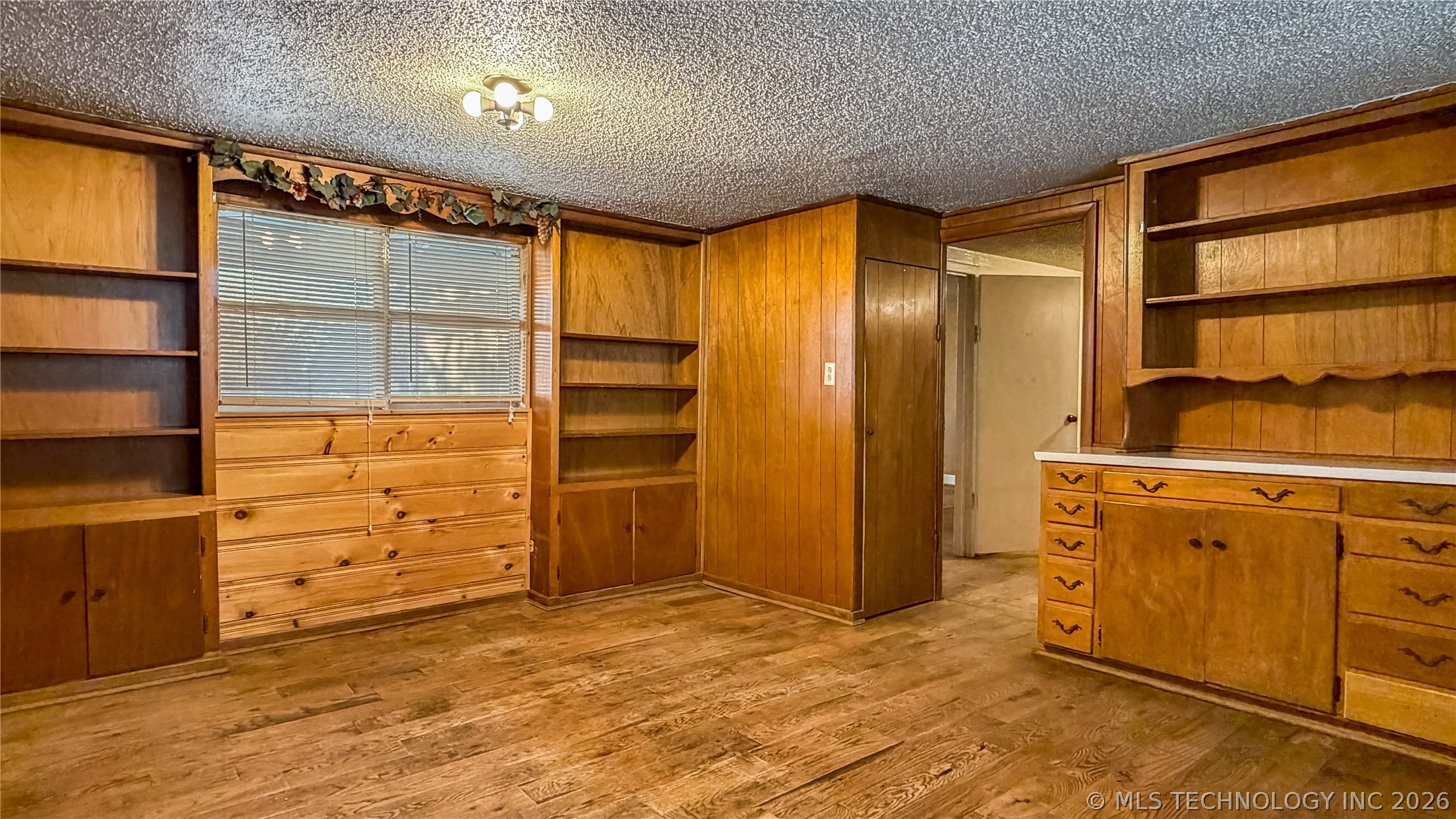 4637 Us Hwy 77 Property Photo 6