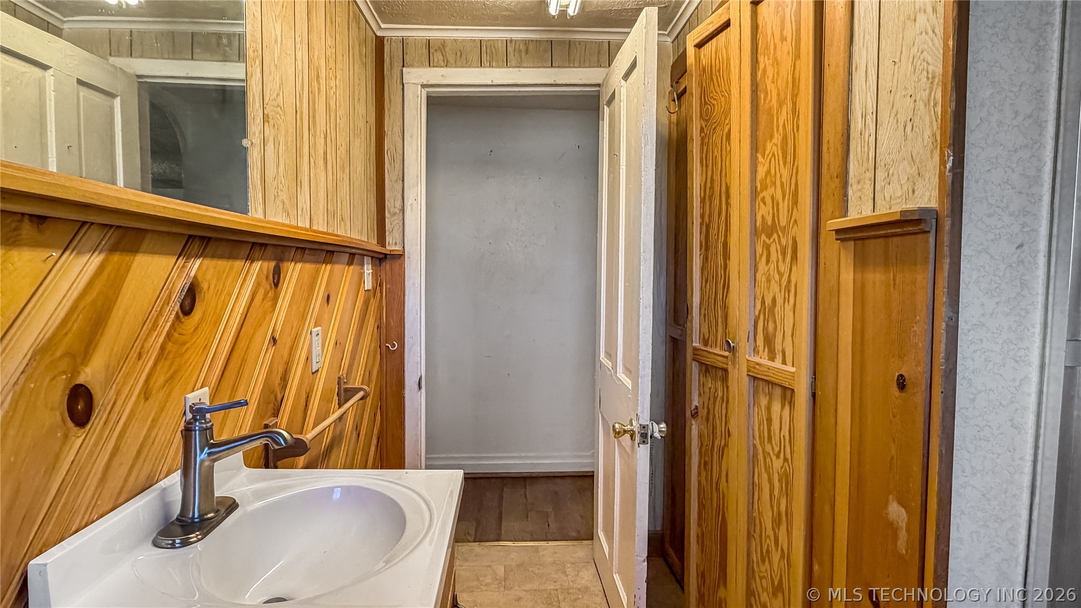 4637 Us Hwy 77 Property Photo 12