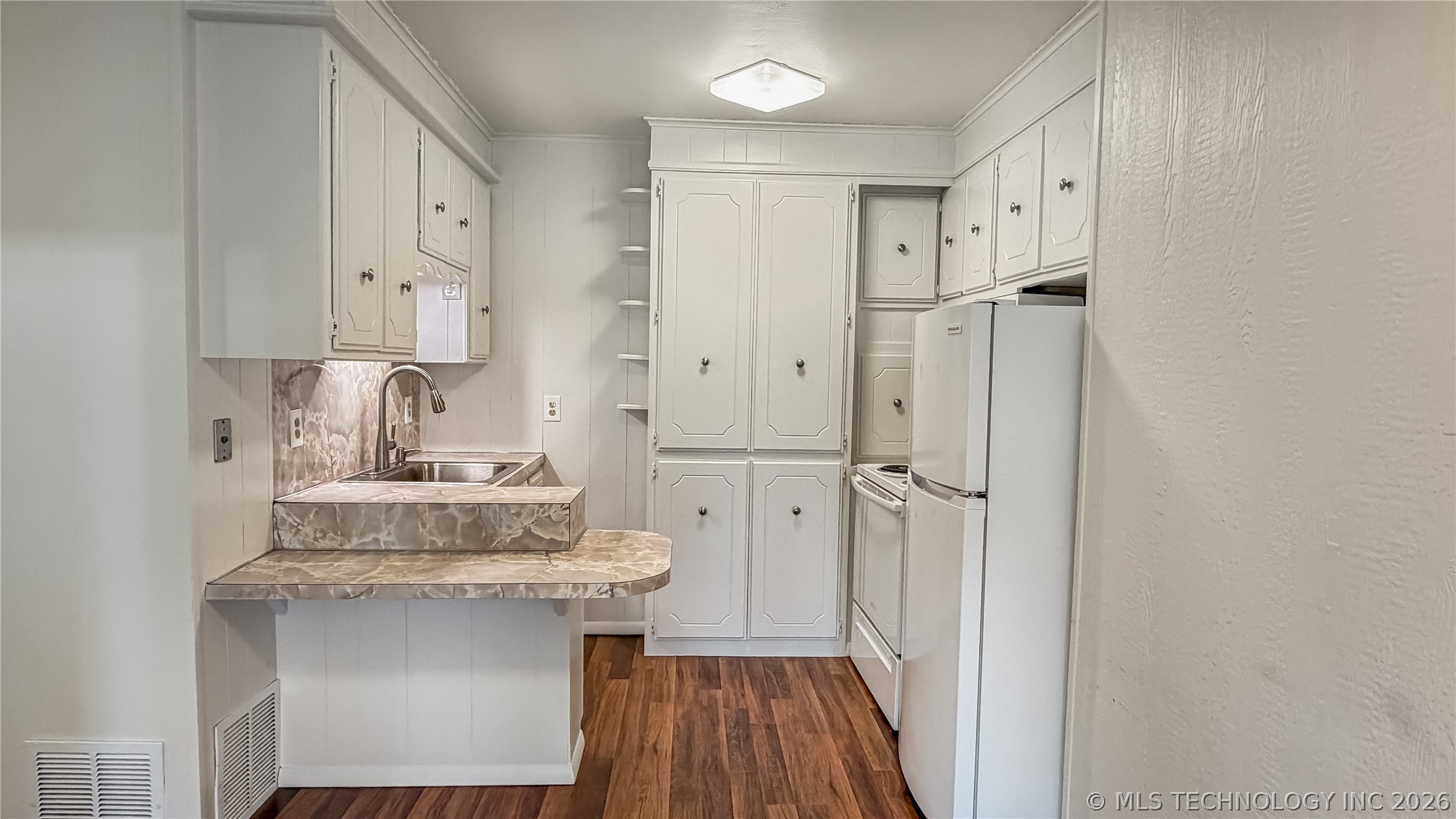 4637 Us Hwy 77 Property Photo 22