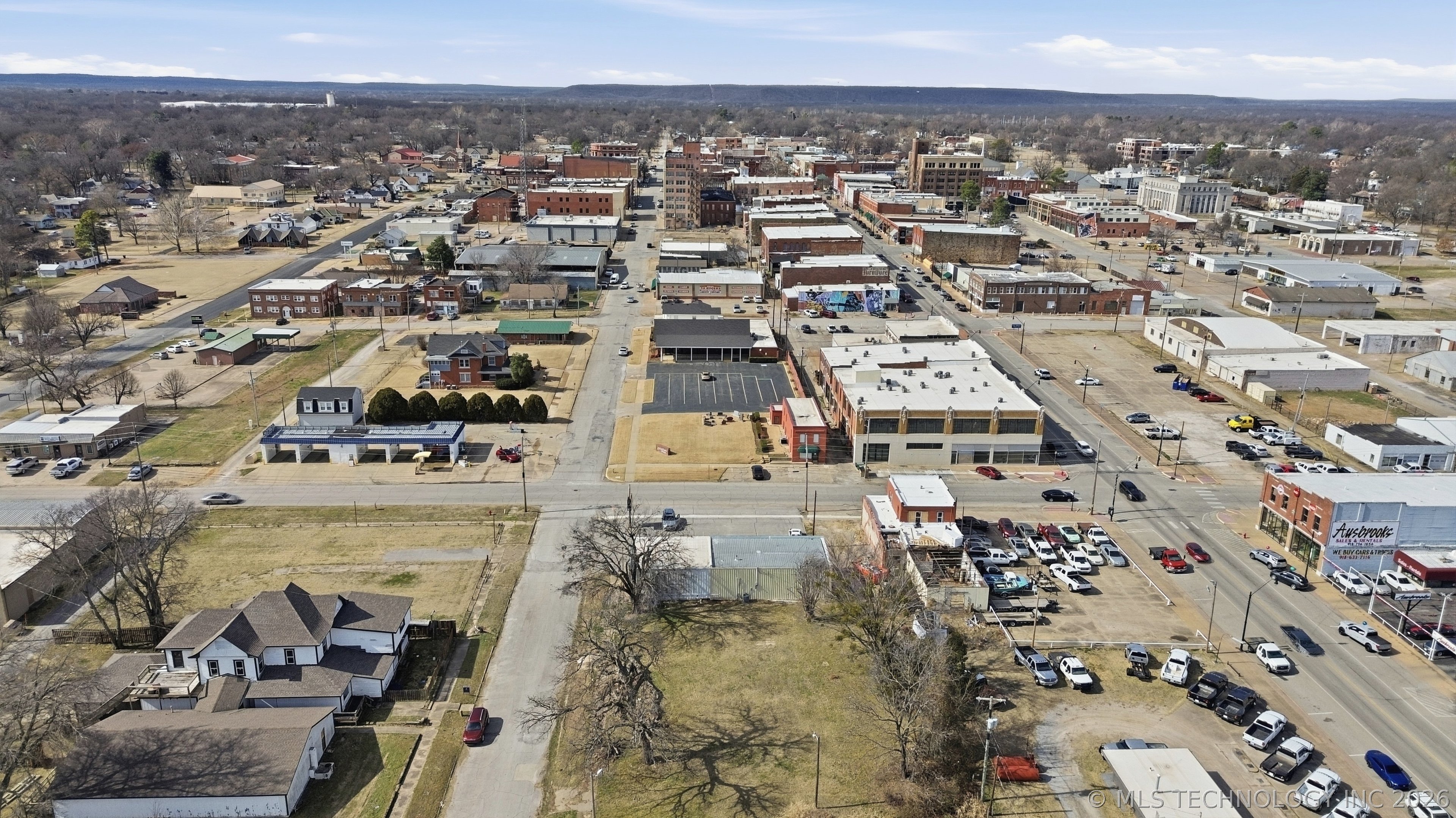 115 S Muskogee Avenue Property Photo 5