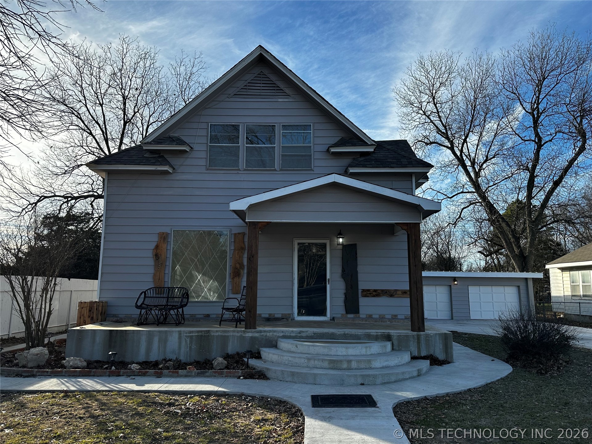 420 S Main Property Photo 1