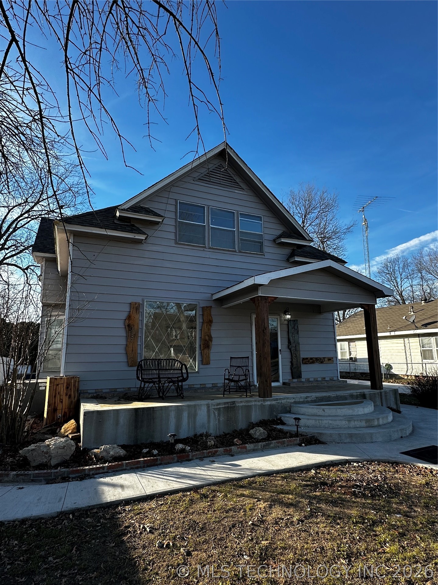 420 S Main Property Photo 2