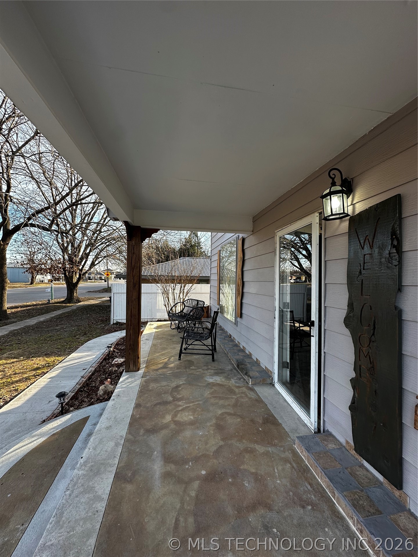 420 S Main Property Photo 6