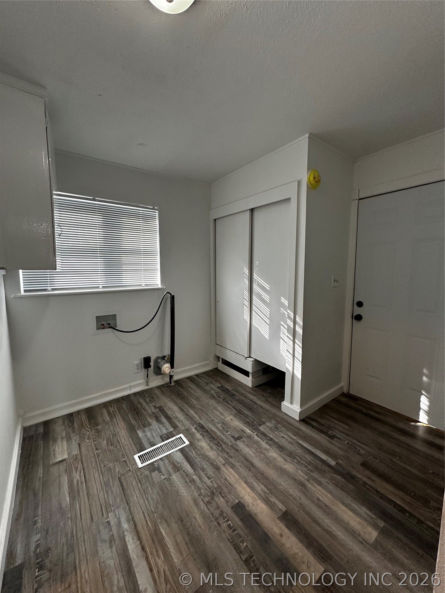 420 S Main Property Photo 31