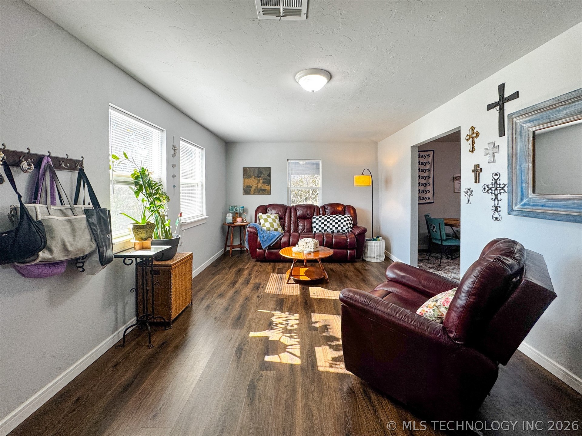 823 E Shawnee Street Property Photo 7