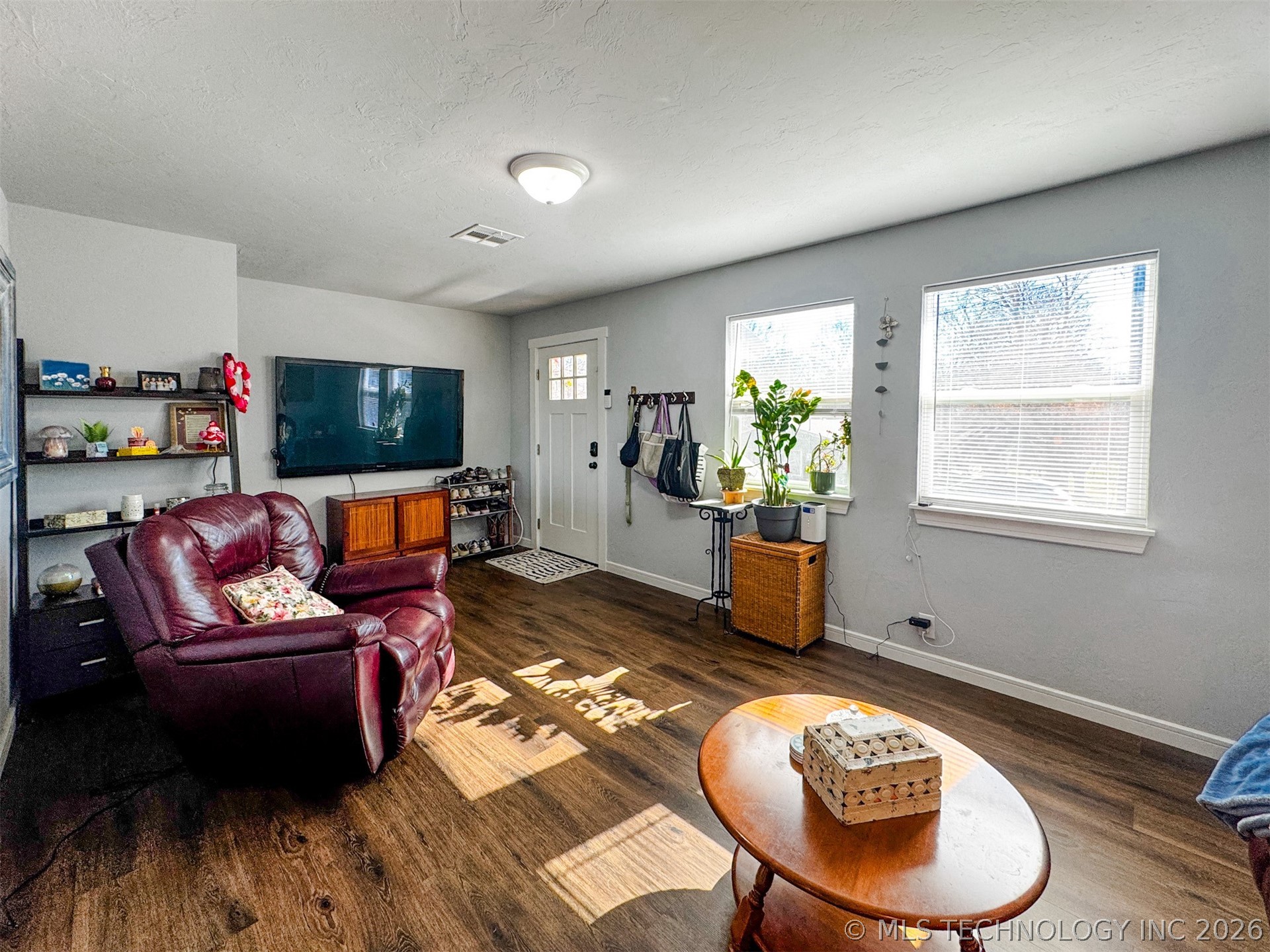 823 E Shawnee Street Property Photo 11