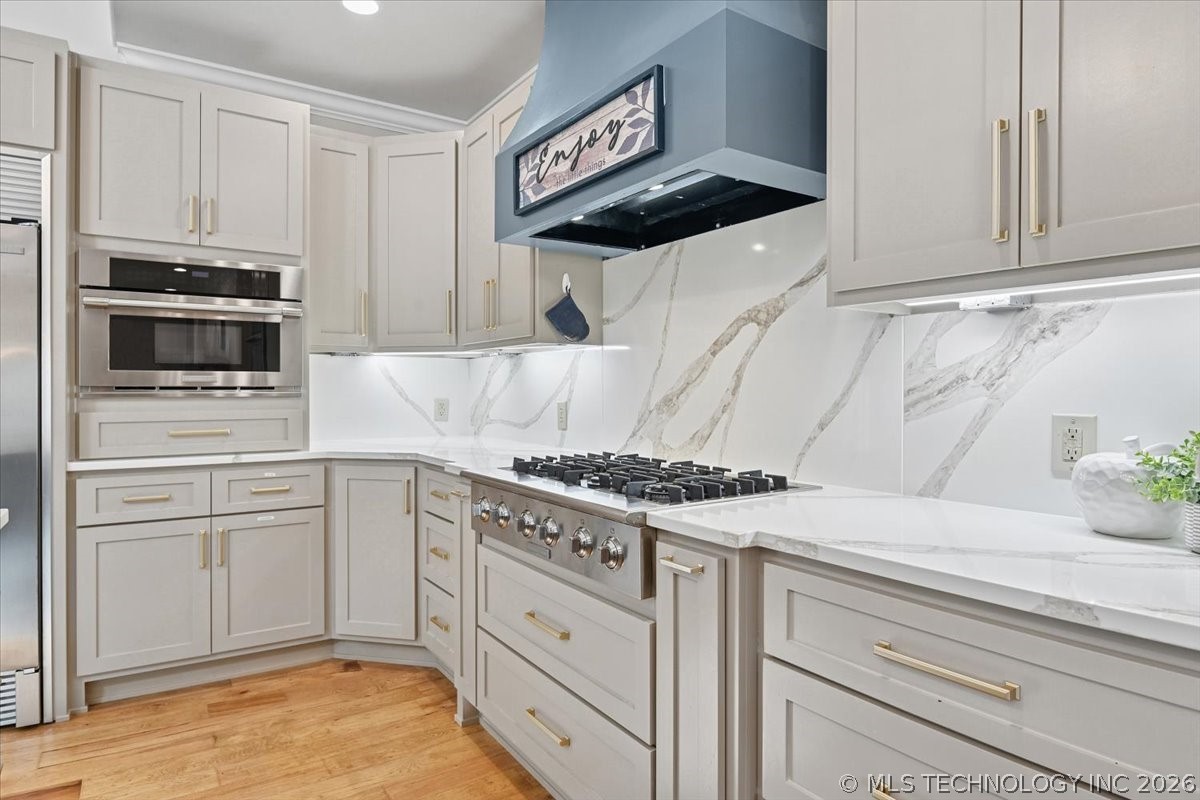 3120 E 103rd Street Property Photo 18