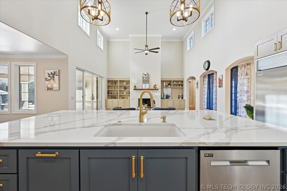 3120 E 103rd Street Property Photo 20