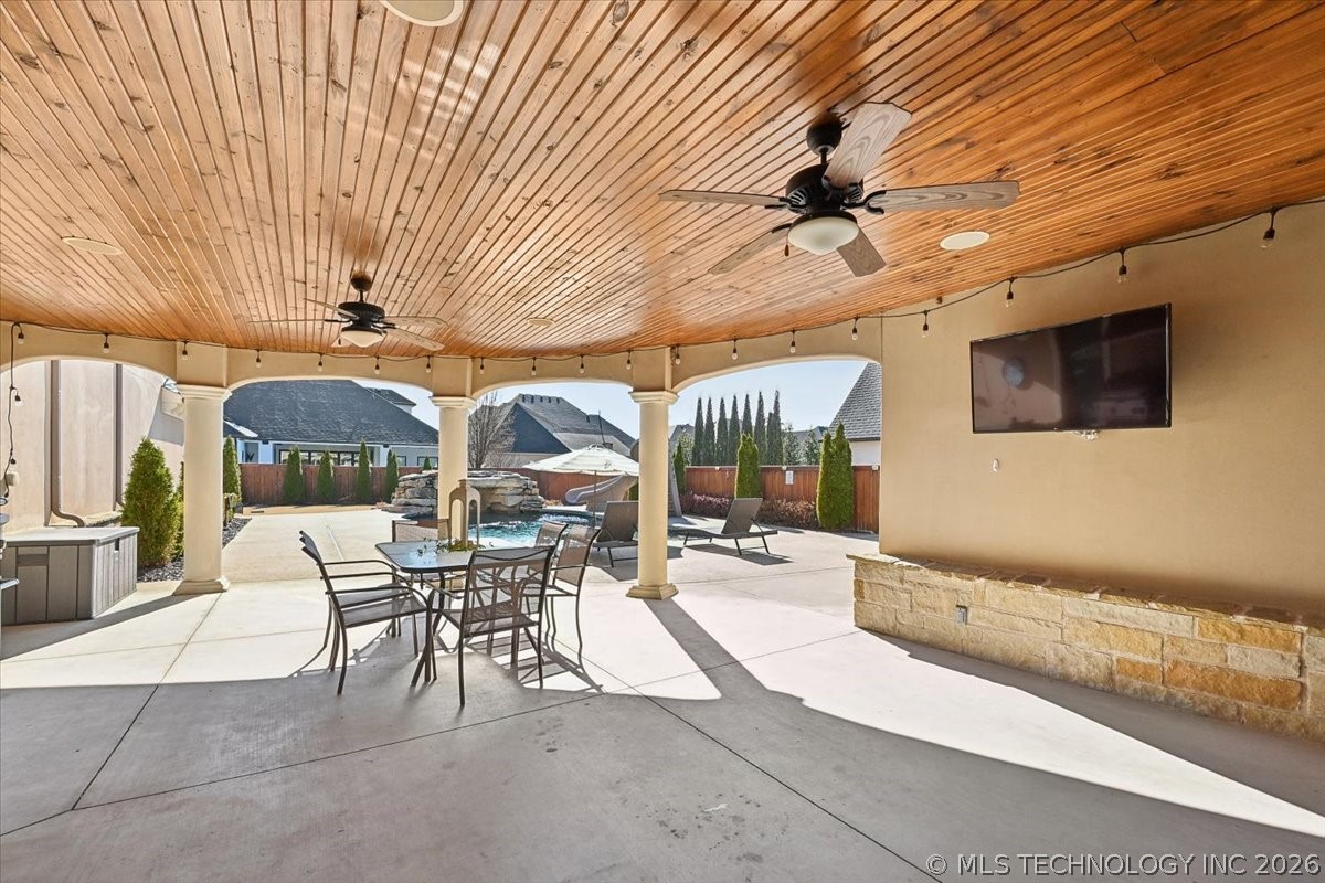 3120 E 103rd Street Property Photo 68