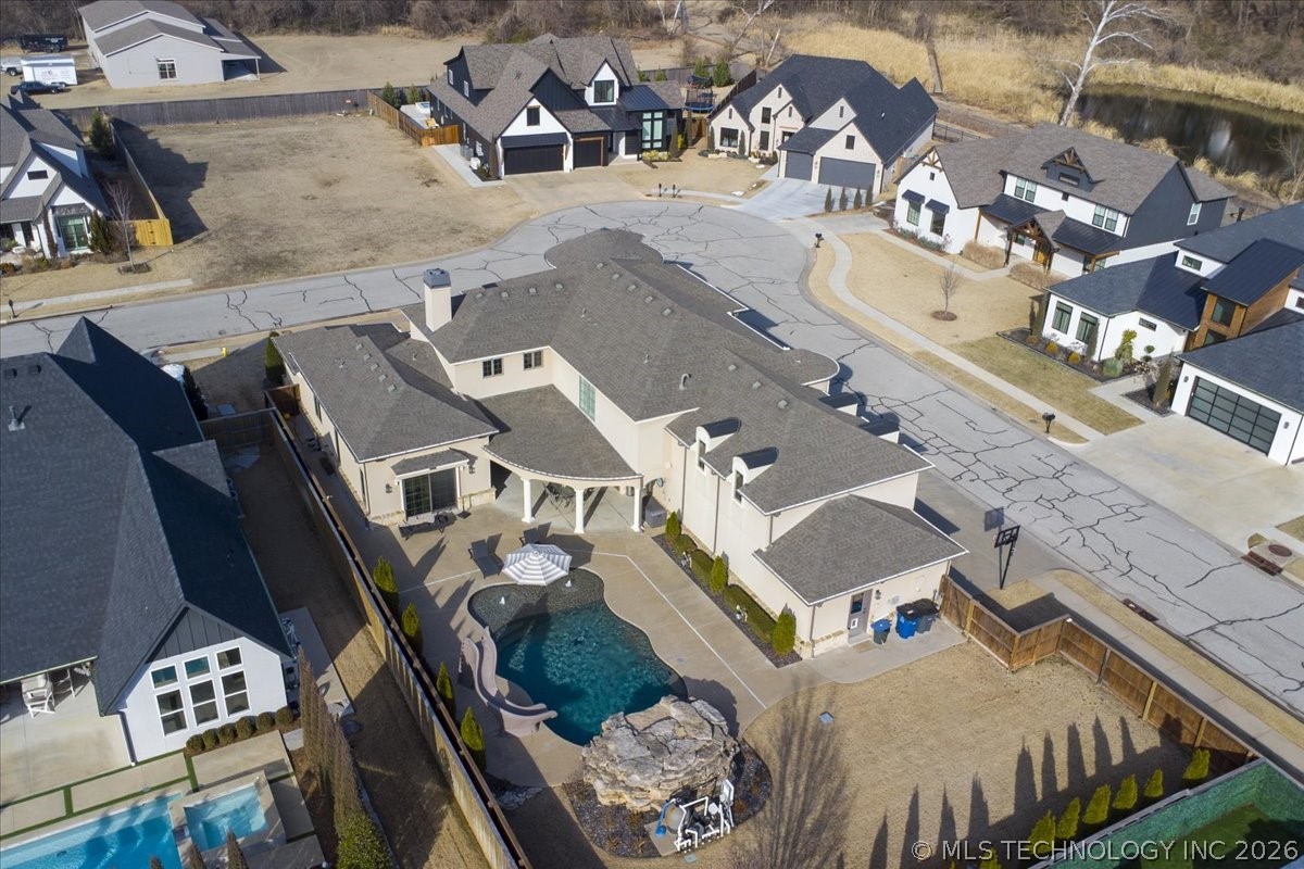 3120 E 103rd Street Property Photo 77