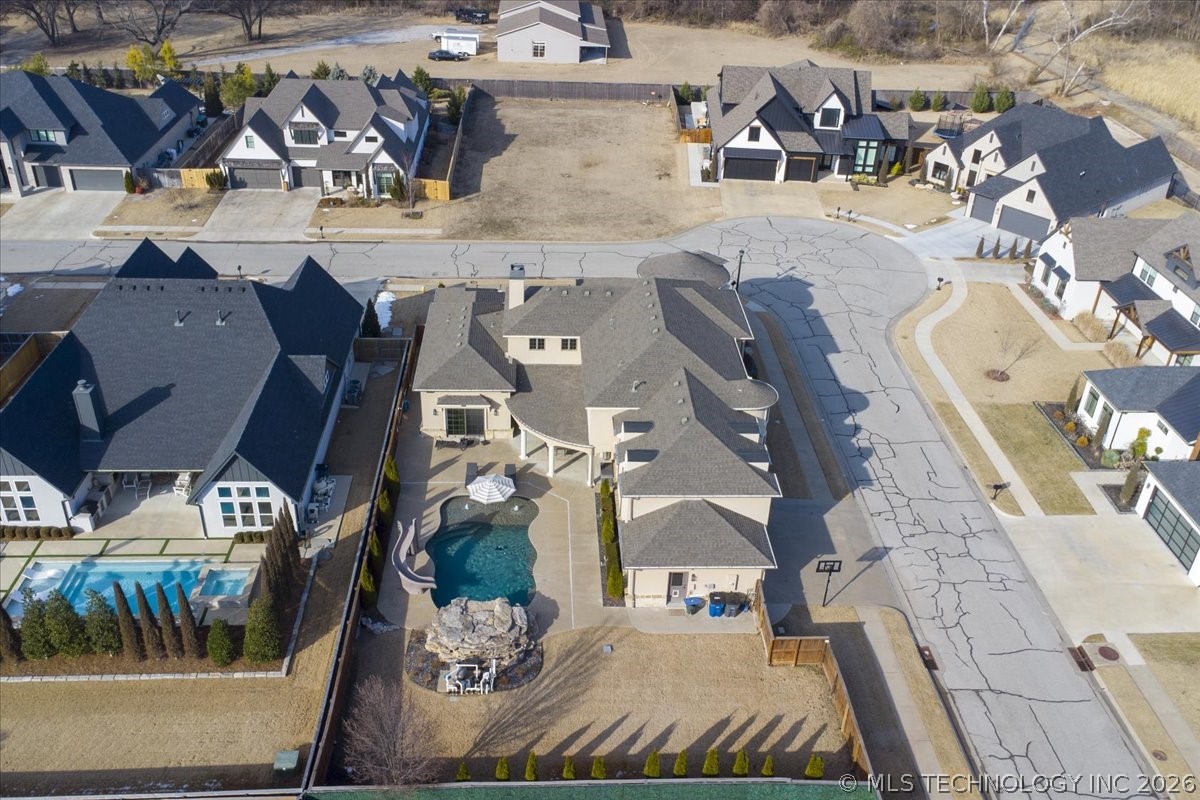 3120 E 103rd Street Property Photo 78