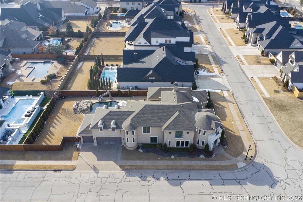 3120 E 103rd Street Property Photo 81