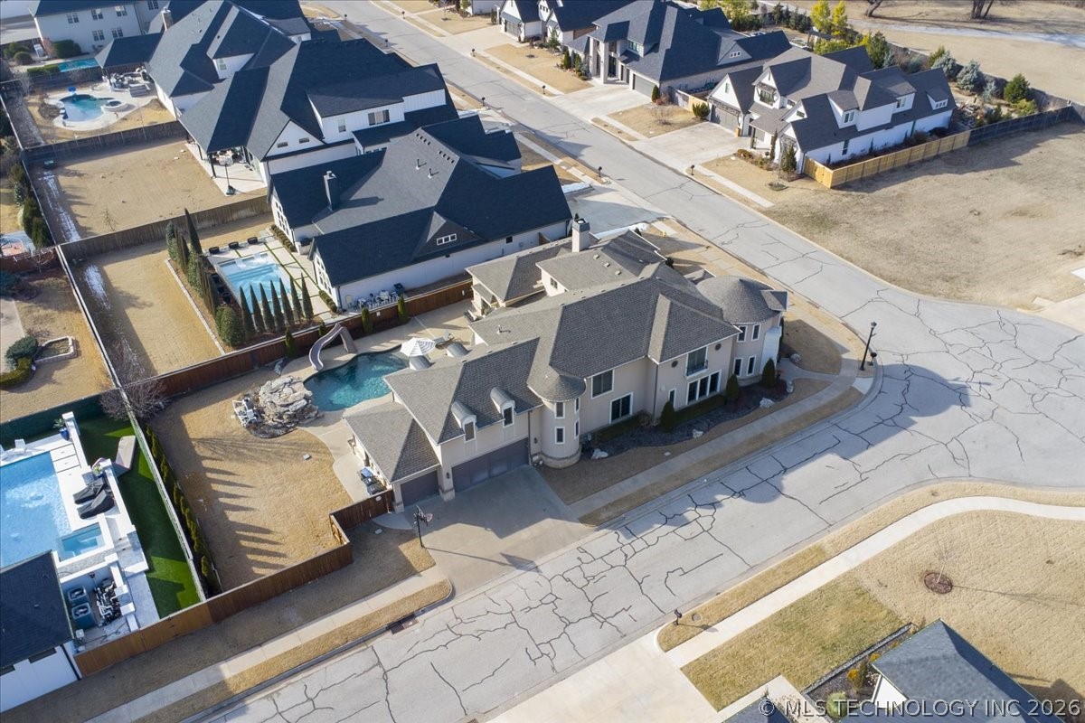 3120 E 103rd Street Property Photo 82