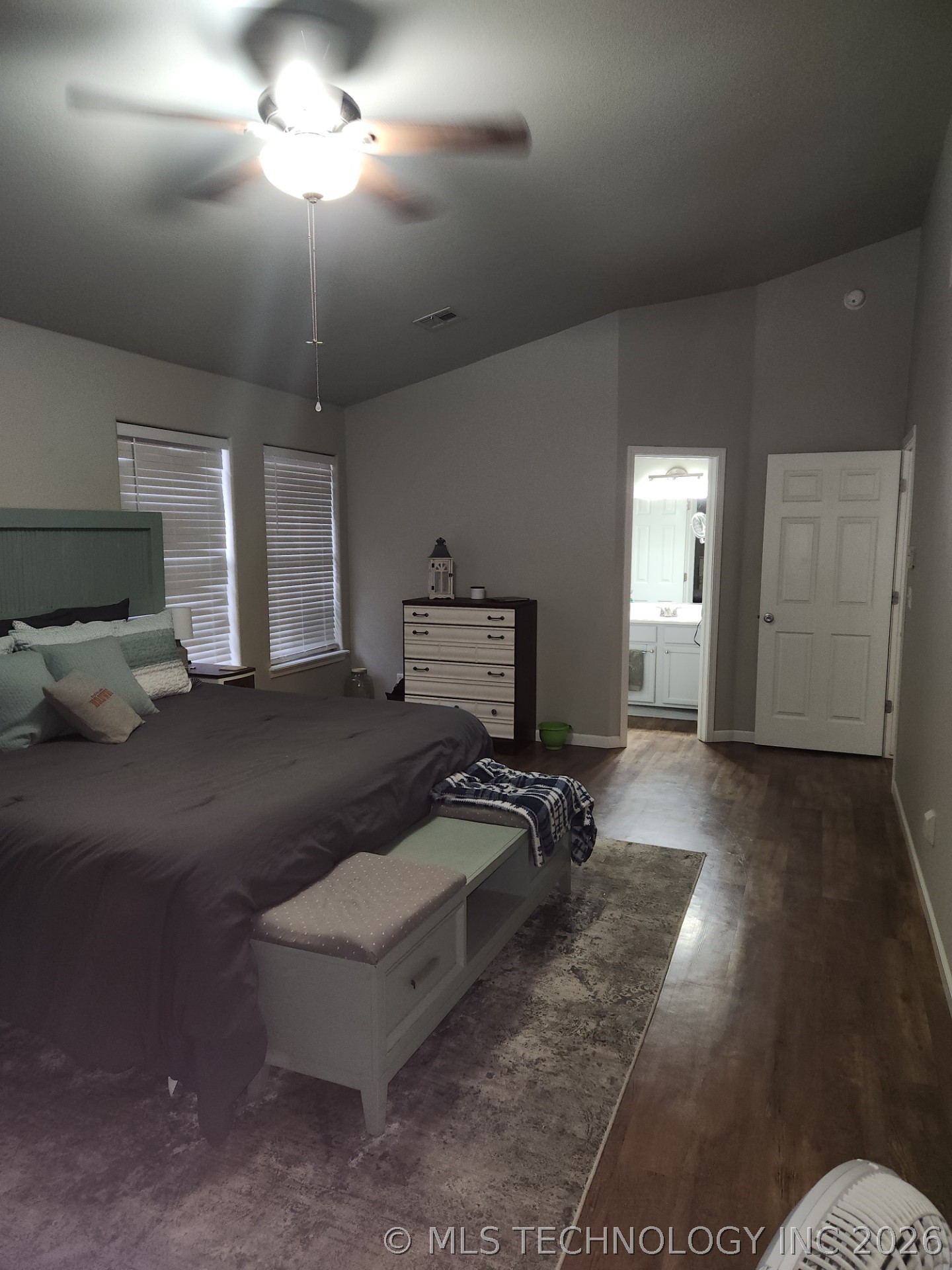 20225 E 42nd Street S Property Photo 11