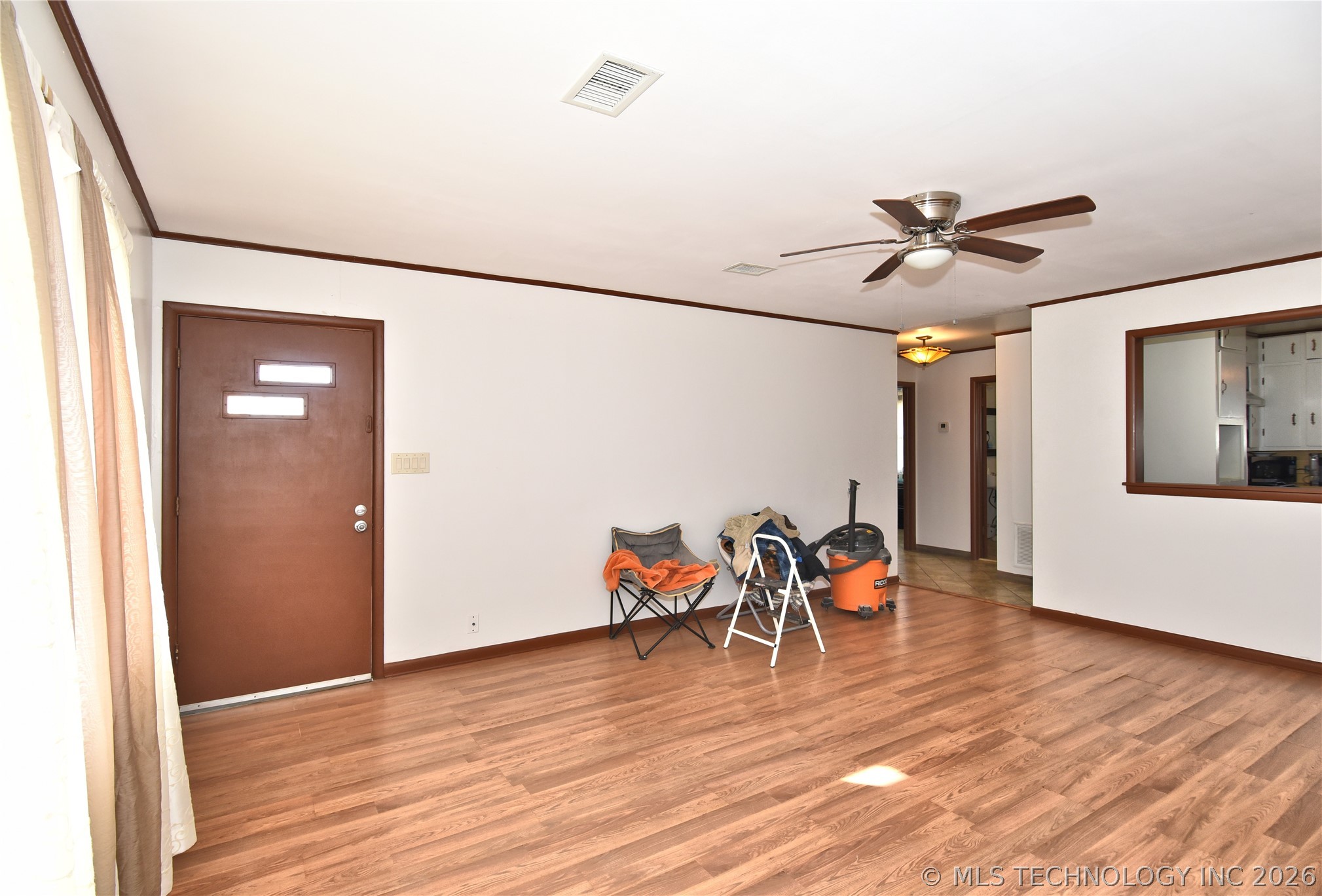 4038 N Cincinnati Drive Property Photo 5