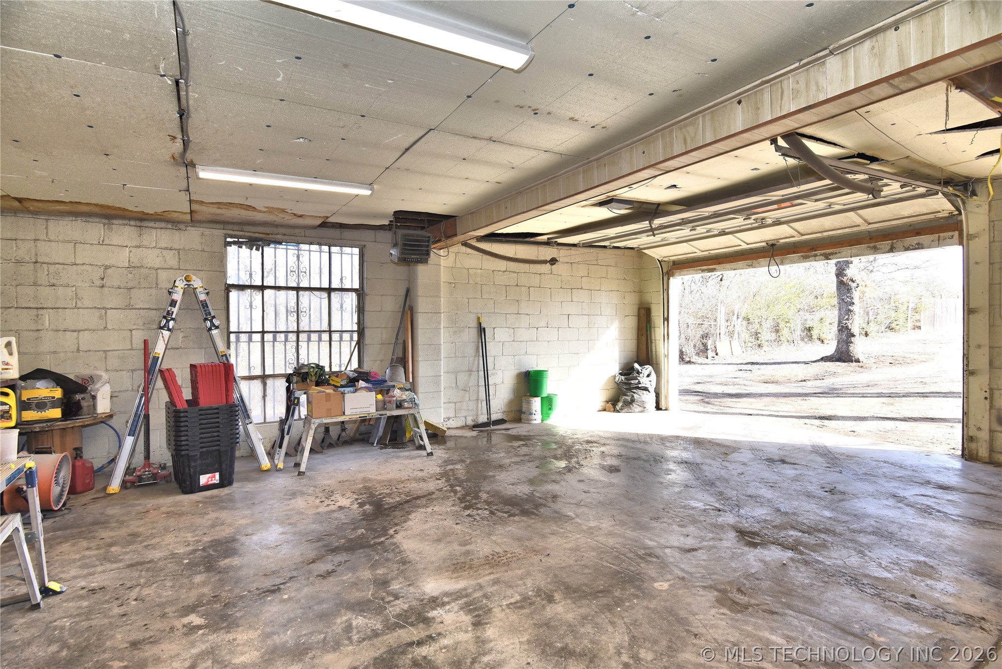 4038 N Cincinnati Drive Property Photo 10