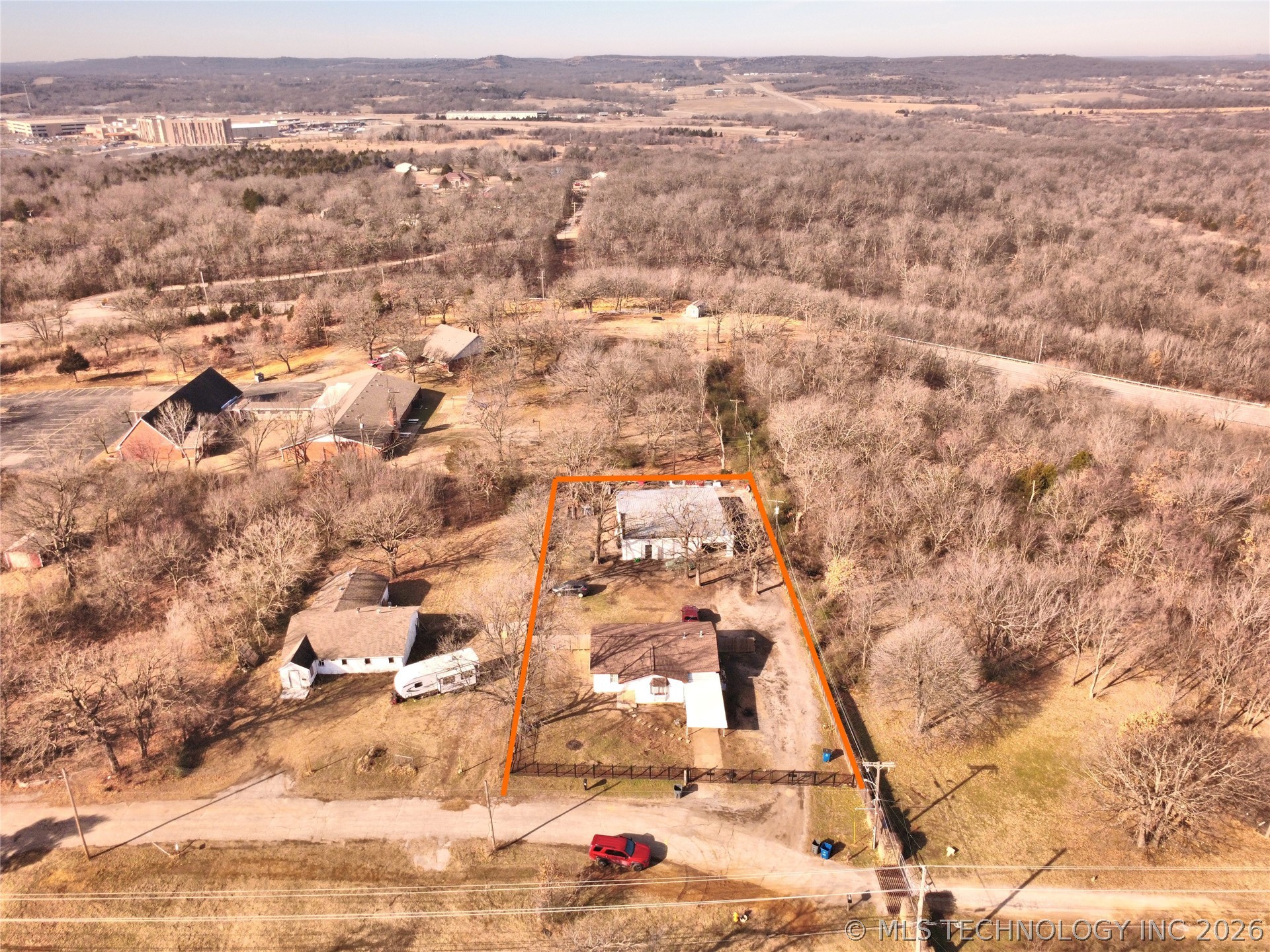 4038 N Cincinnati Drive Property Photo 15